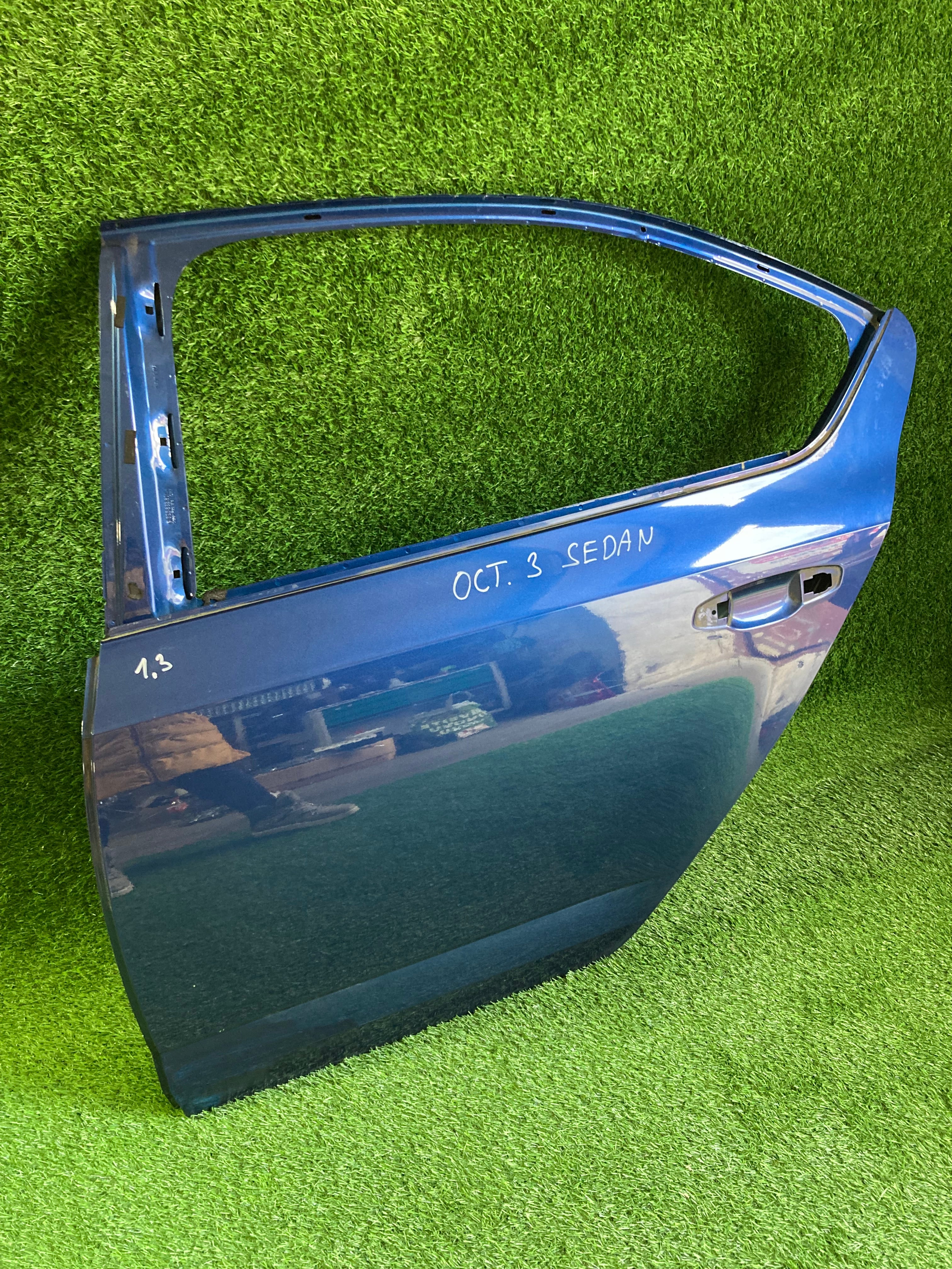 Škoda Octavia III,3 levé zadní dveře sedan, hatchback