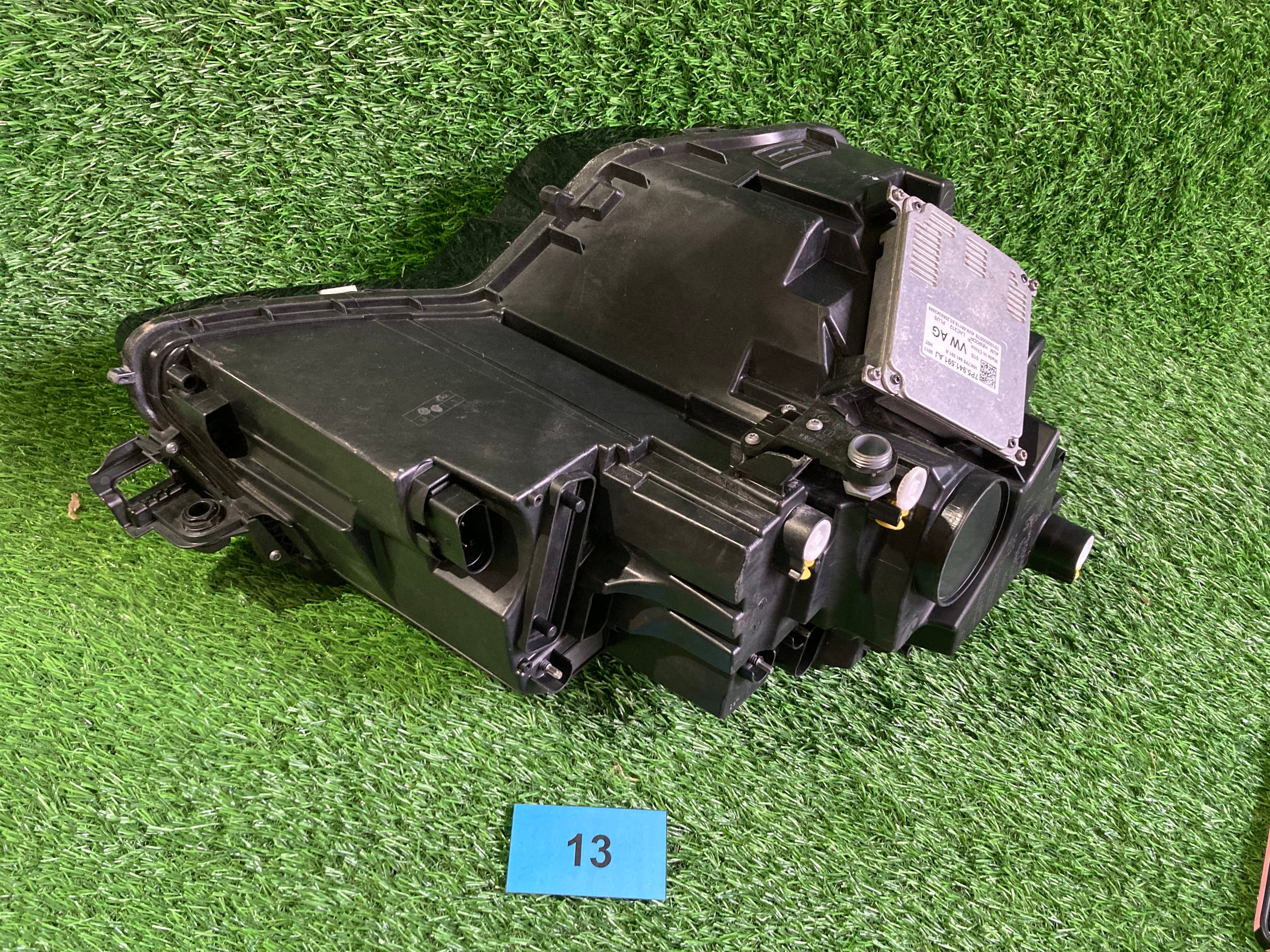 Škoda Karoq levé světlo 57b941015d