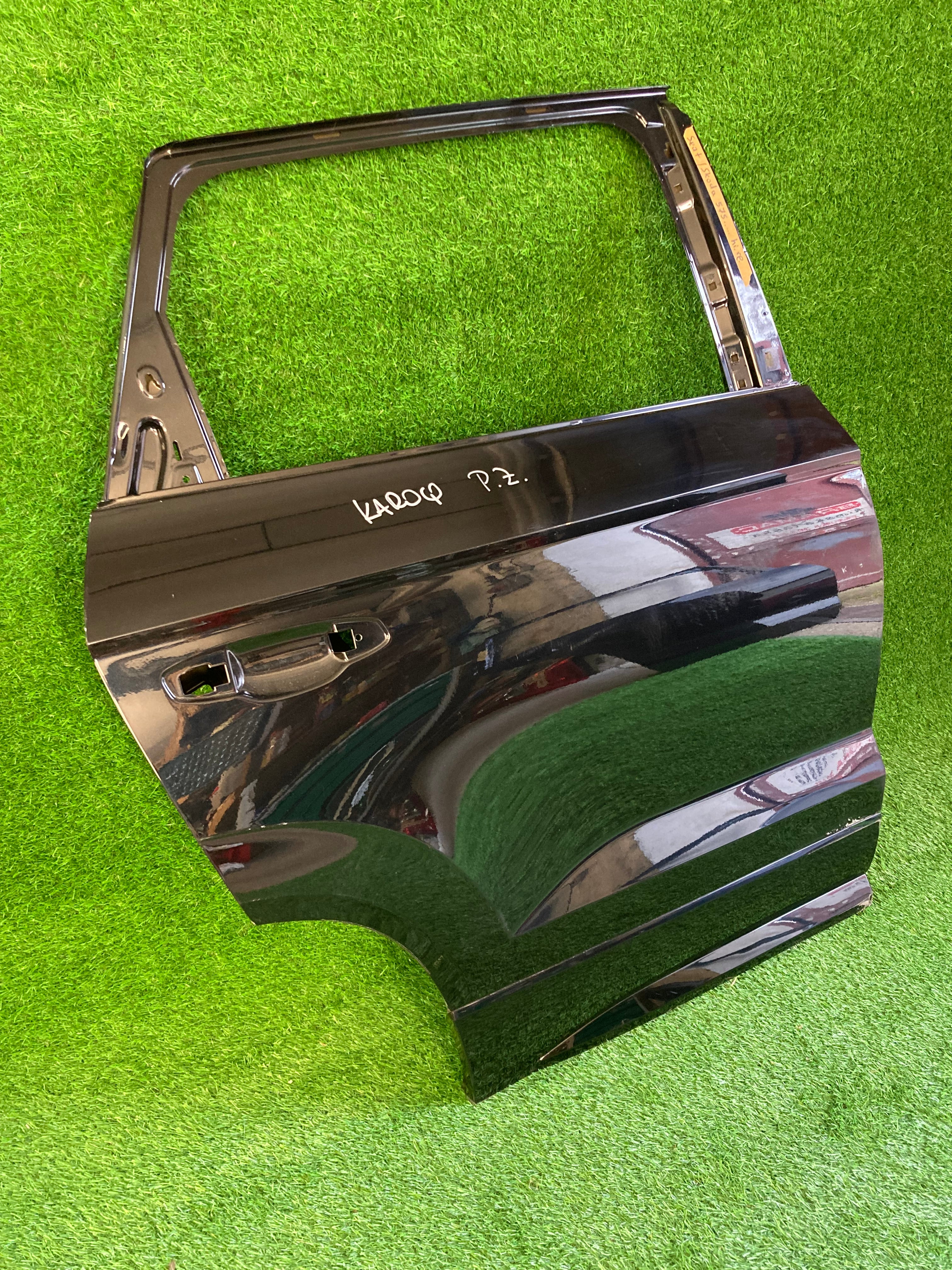 Škoda Karoq pravé zadní dveře