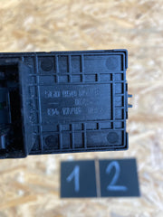 5G0959857E Spínač pro el. ovládání oken