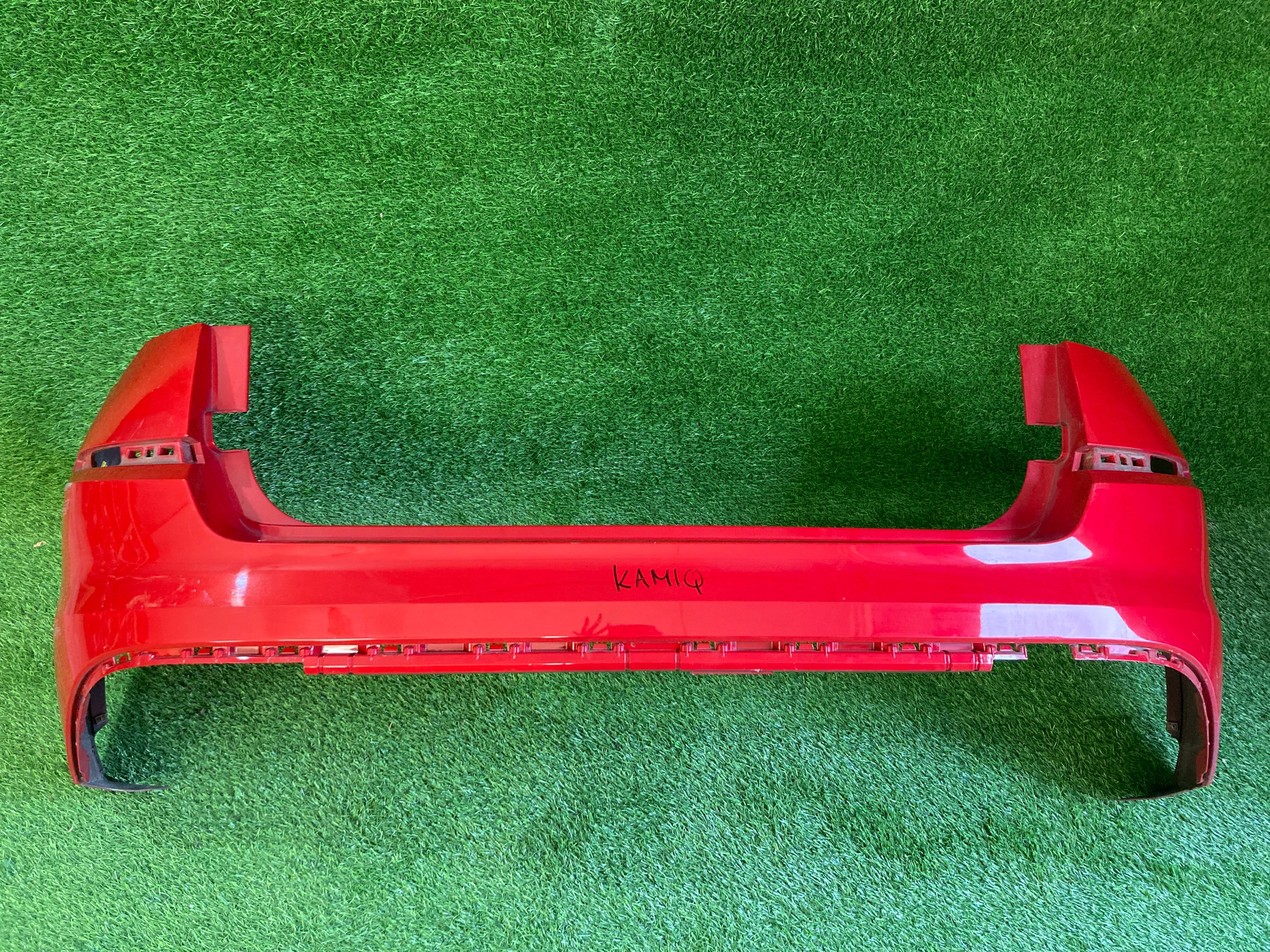 Škoda Kamiq zadní nárazník, lakovat