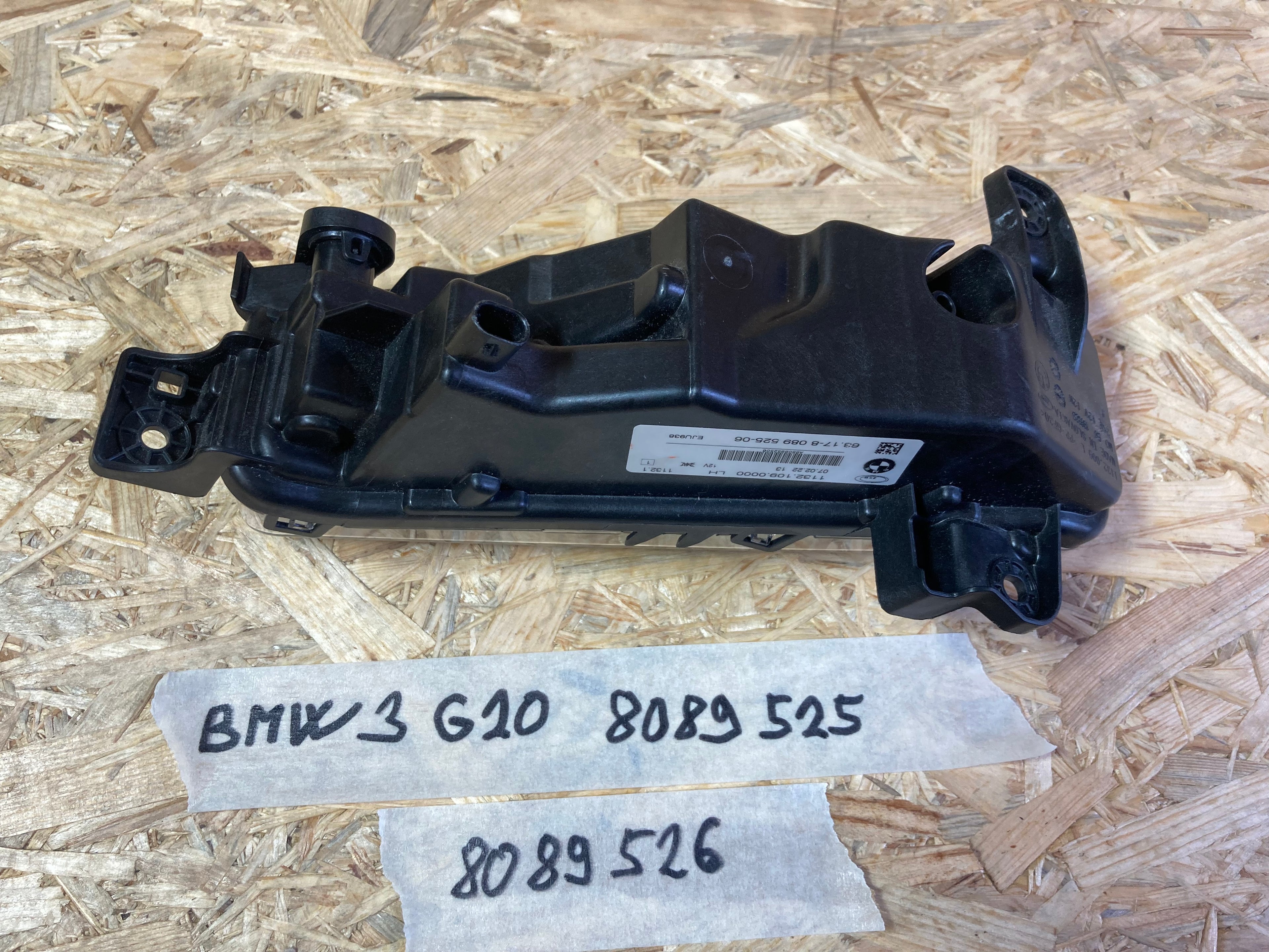 BMW 3 G20 mlhovka 8089525