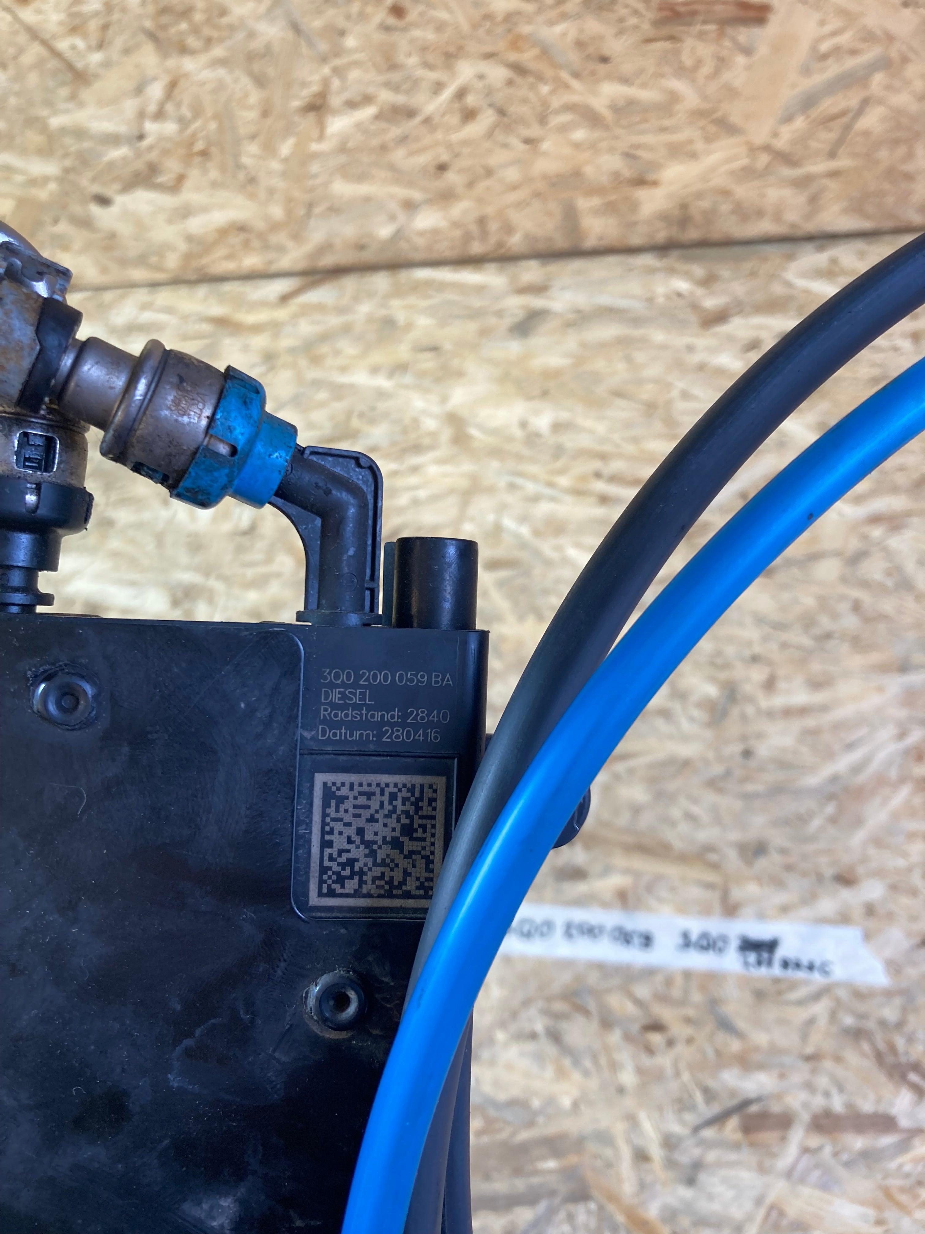 KABEL PALIVA PASSAT B8, SUPERB III, VW - 3Q0200059BA, 3Q0201973C