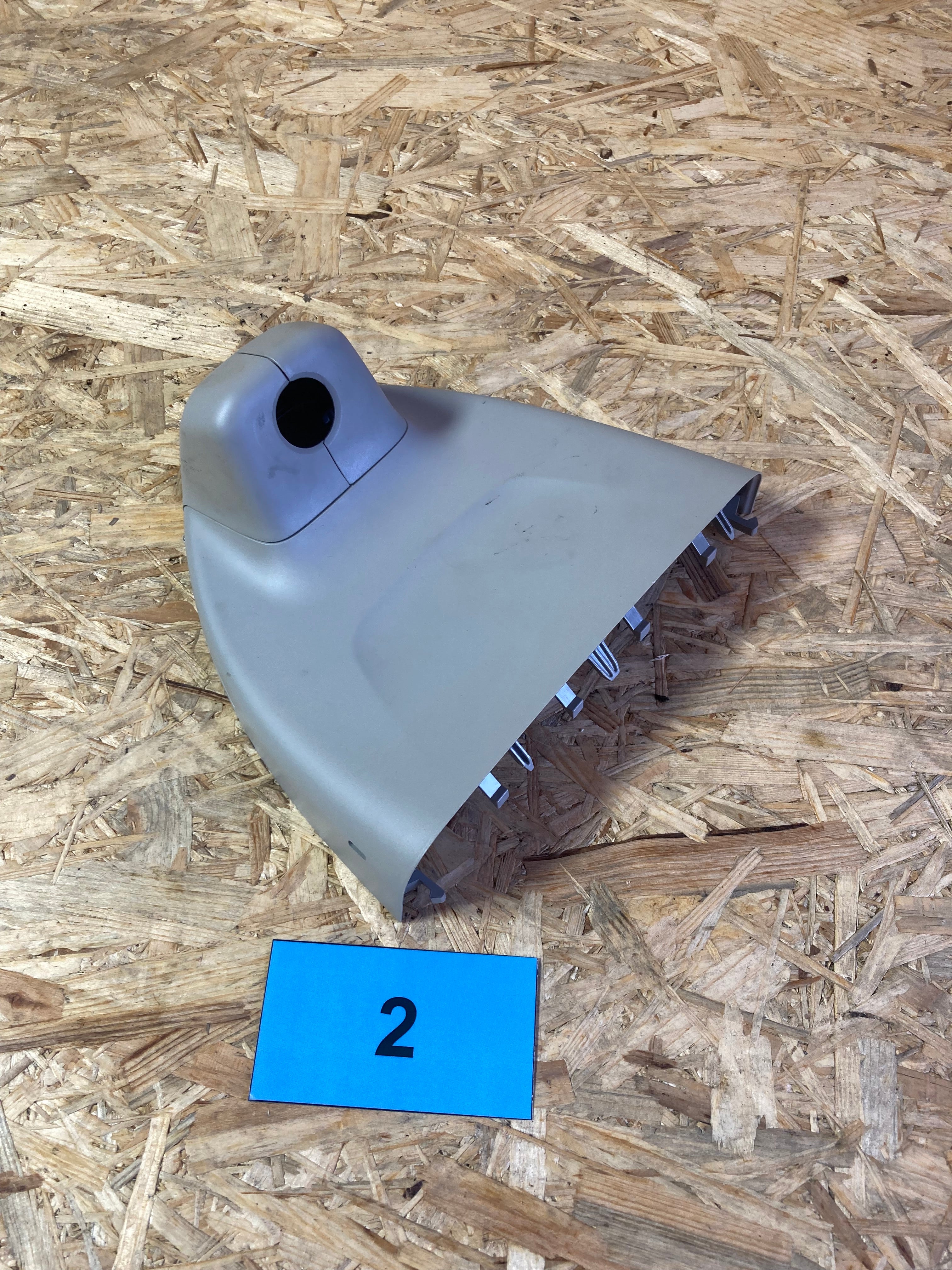 SKODA OCTAVIA POUZDRO ZRCÁTKO 5E3868437A