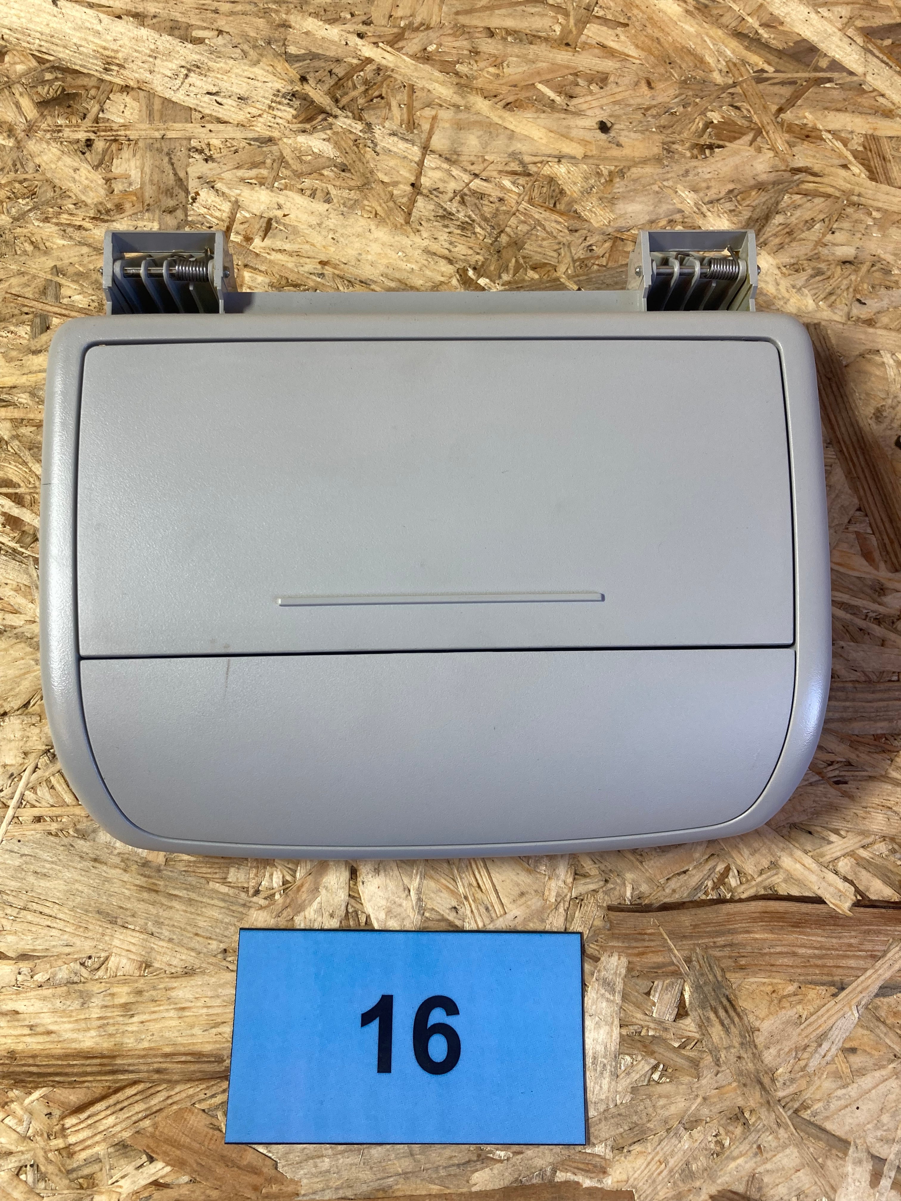 6V0868565A Schránka na brýle ŠKODA