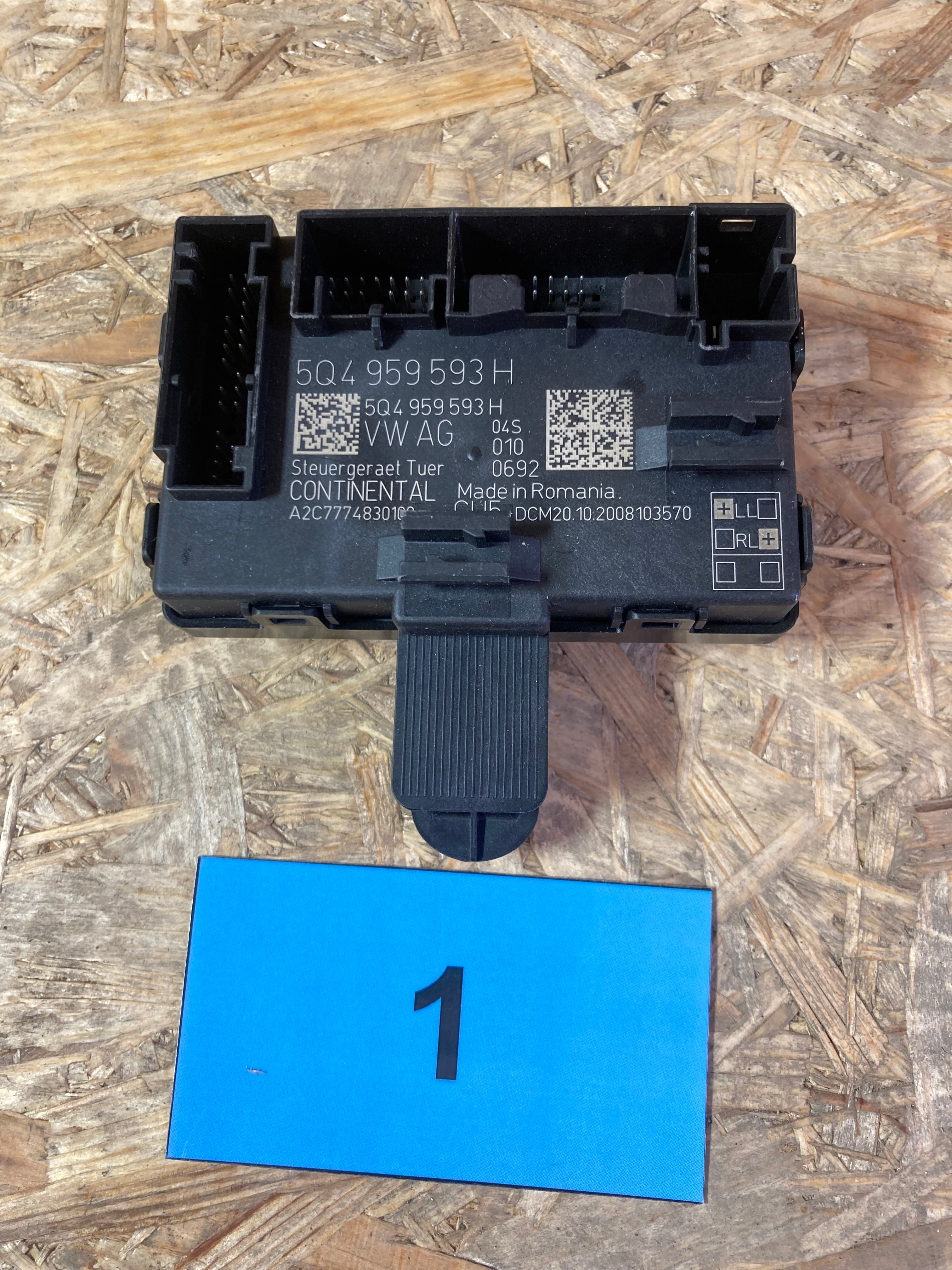 Škoda Octavia IV jednotka modul dveří 5Q4959593H