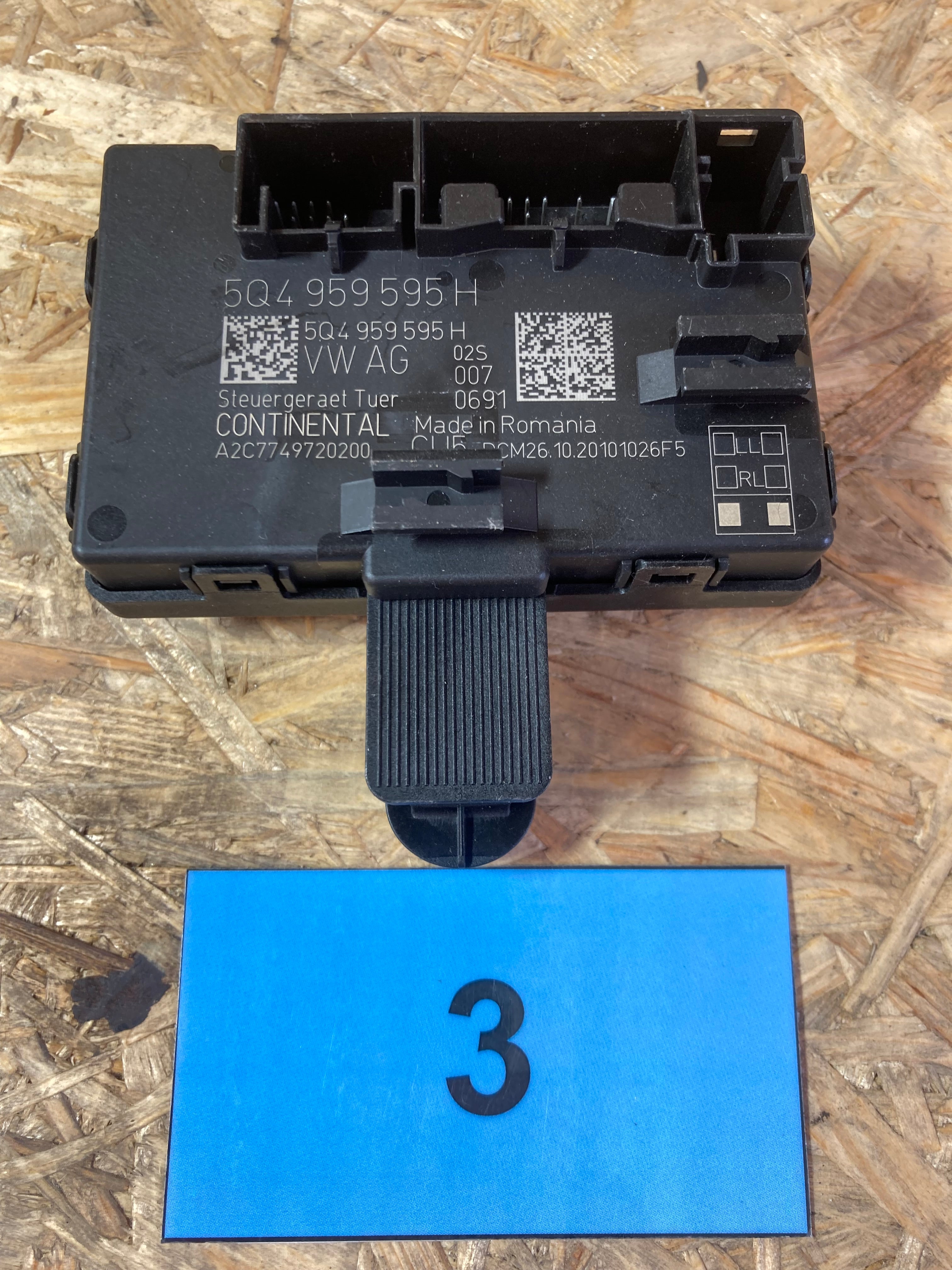 Škoda Octavia IV jednotka modul dveří 5Q4959595H