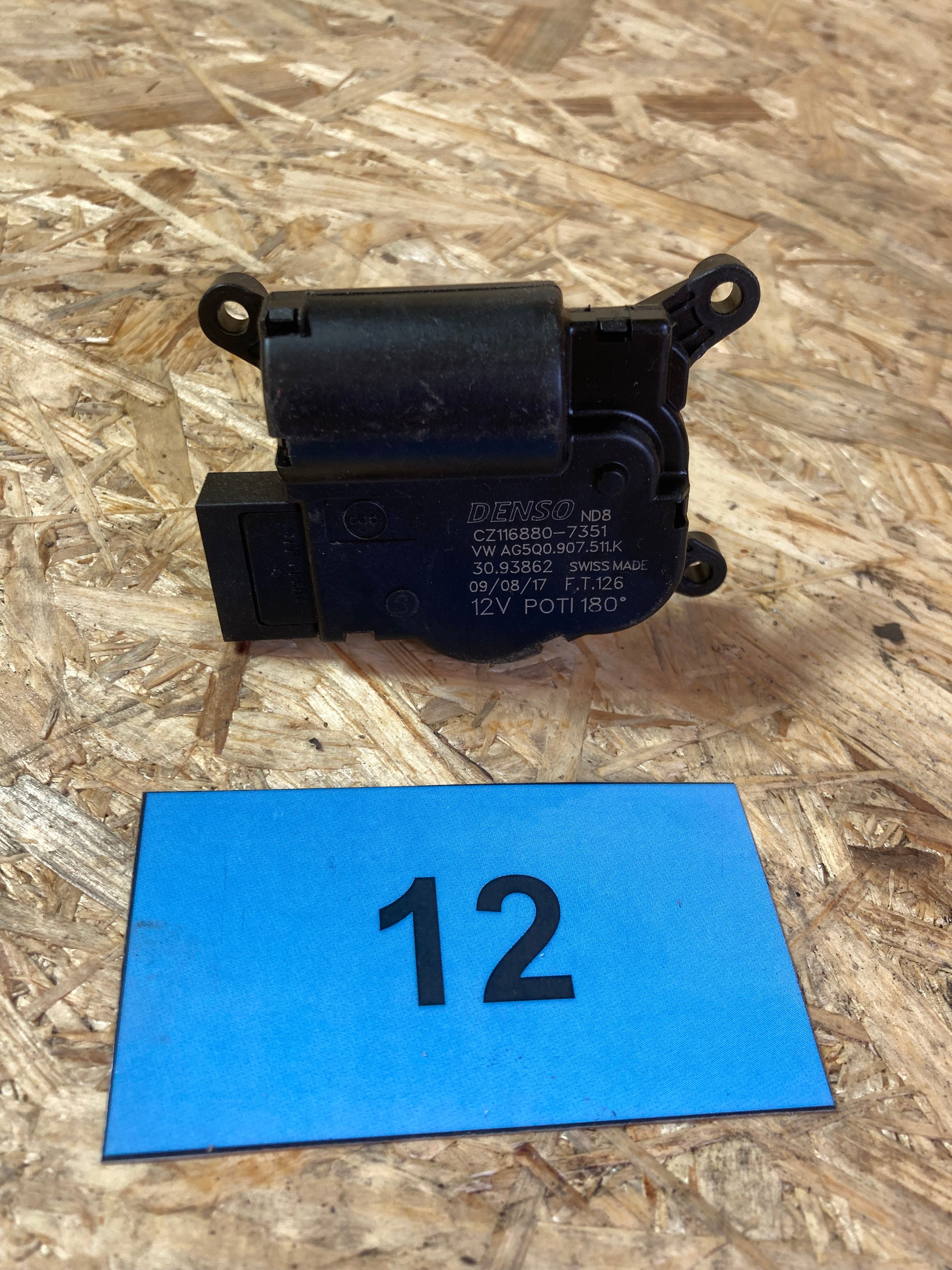 Servomotor topení 5Q0 907 511 K Škoda VW Seat Audi