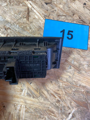 5G0959857E Spínač pro el. ovládání oken