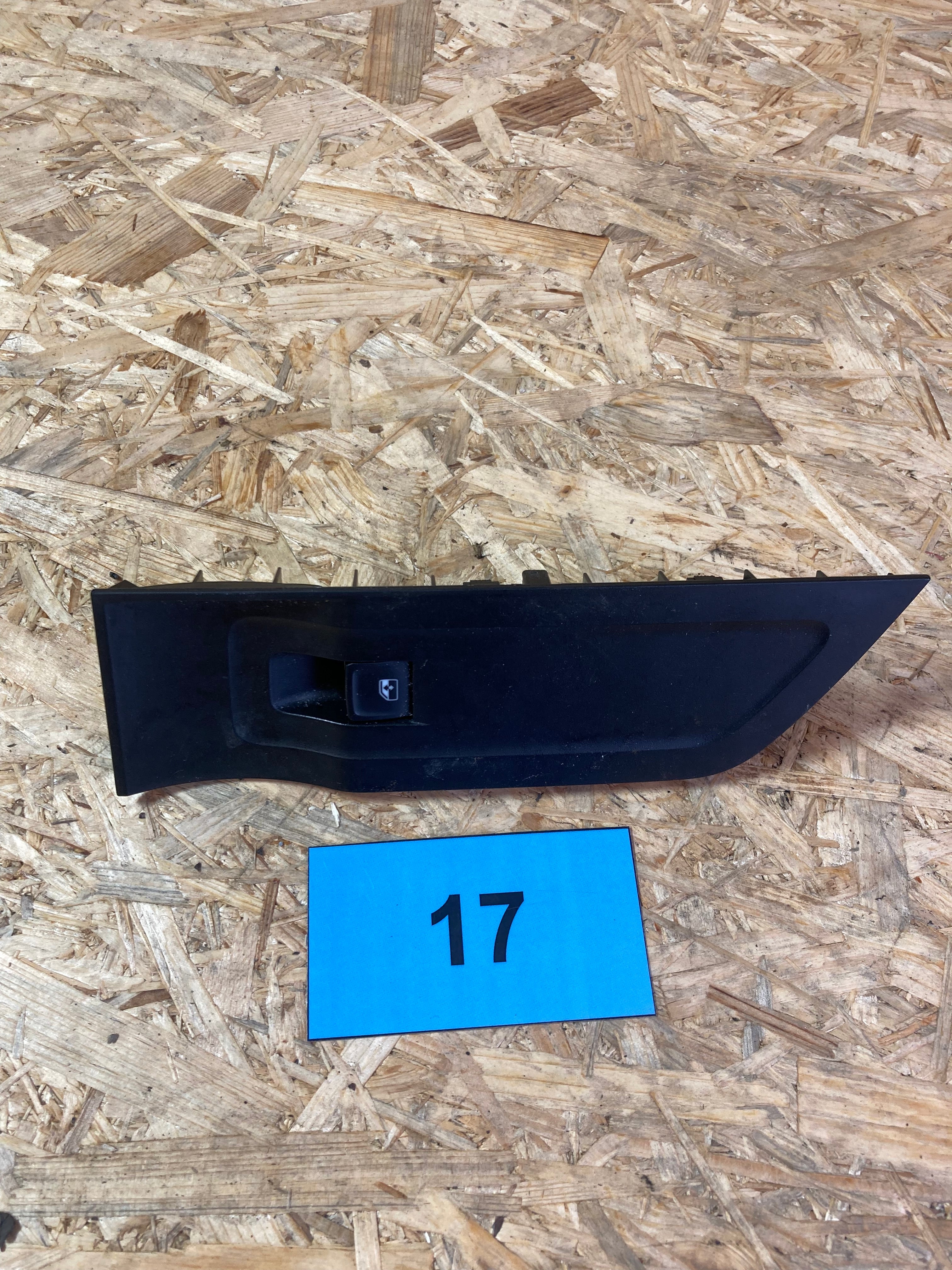 Ovládání pro elektrické ovládání oken s rámečkem Škoda 5G0959855K