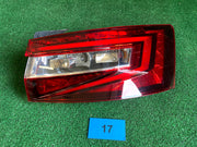 Škoda Superb III,3 pravé světlo