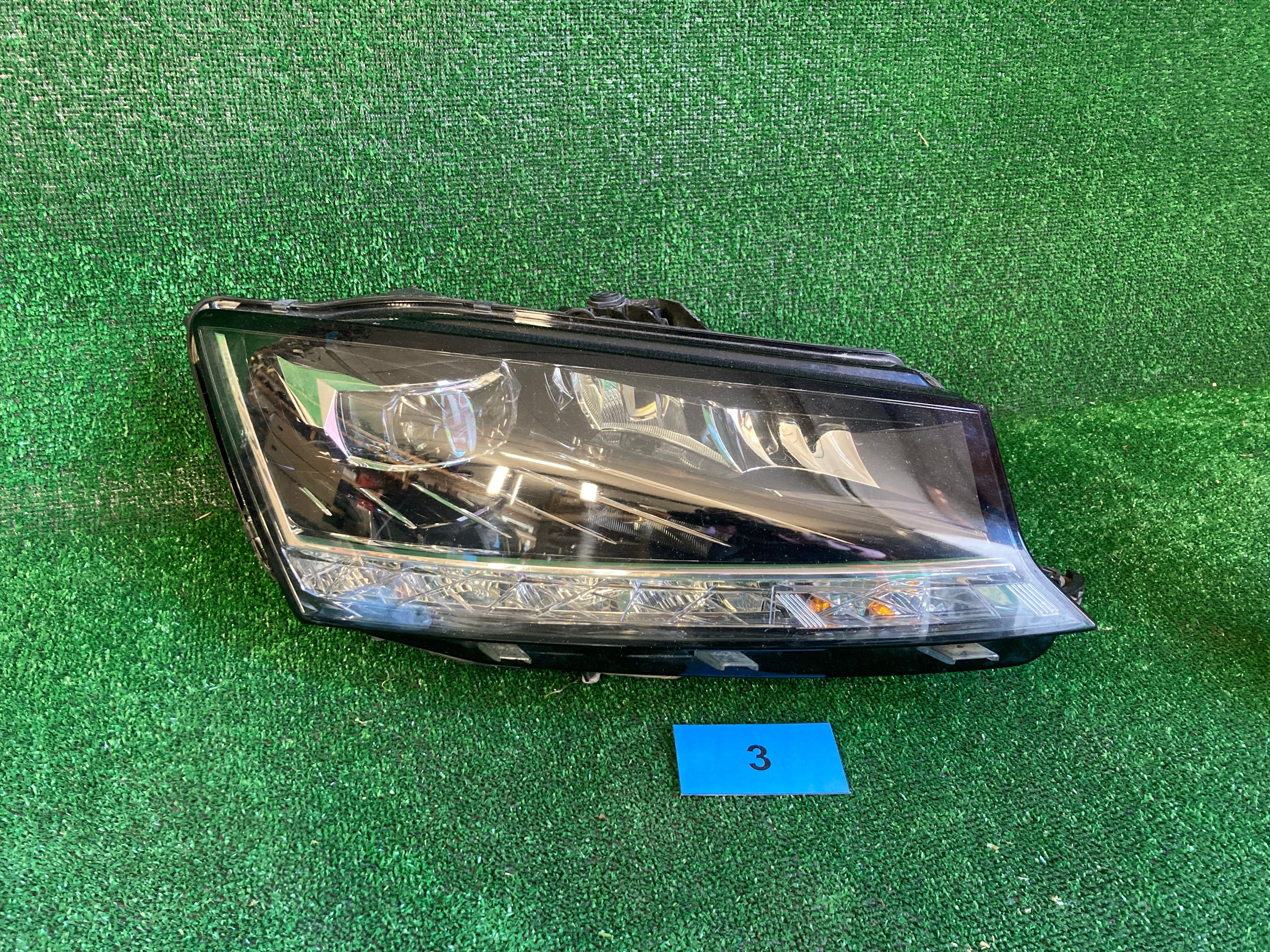 LED - světlomet pravý Škoda Fabia III, 3 facelift 6V1 941 016F, 7P5 941 591AH