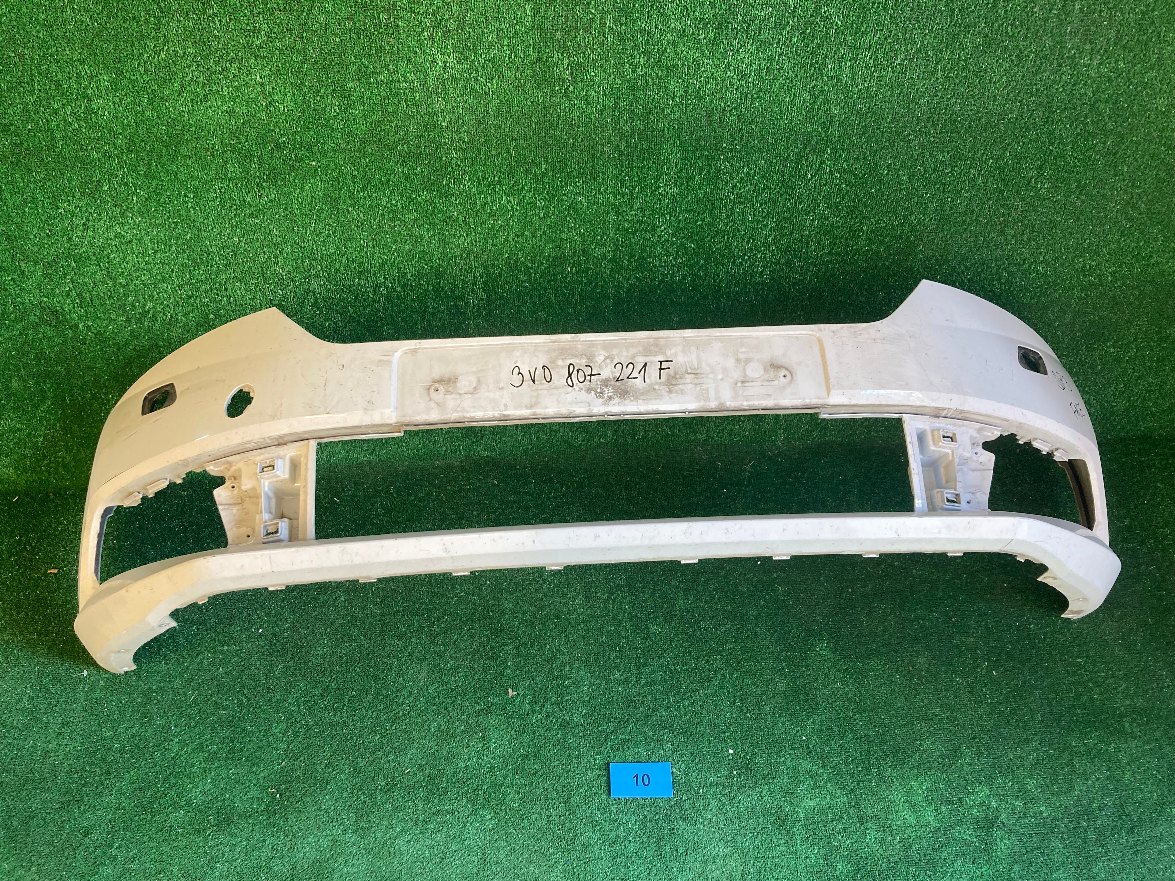 Přední nárazník Škoda Superb III, 3 face 3v0807221f