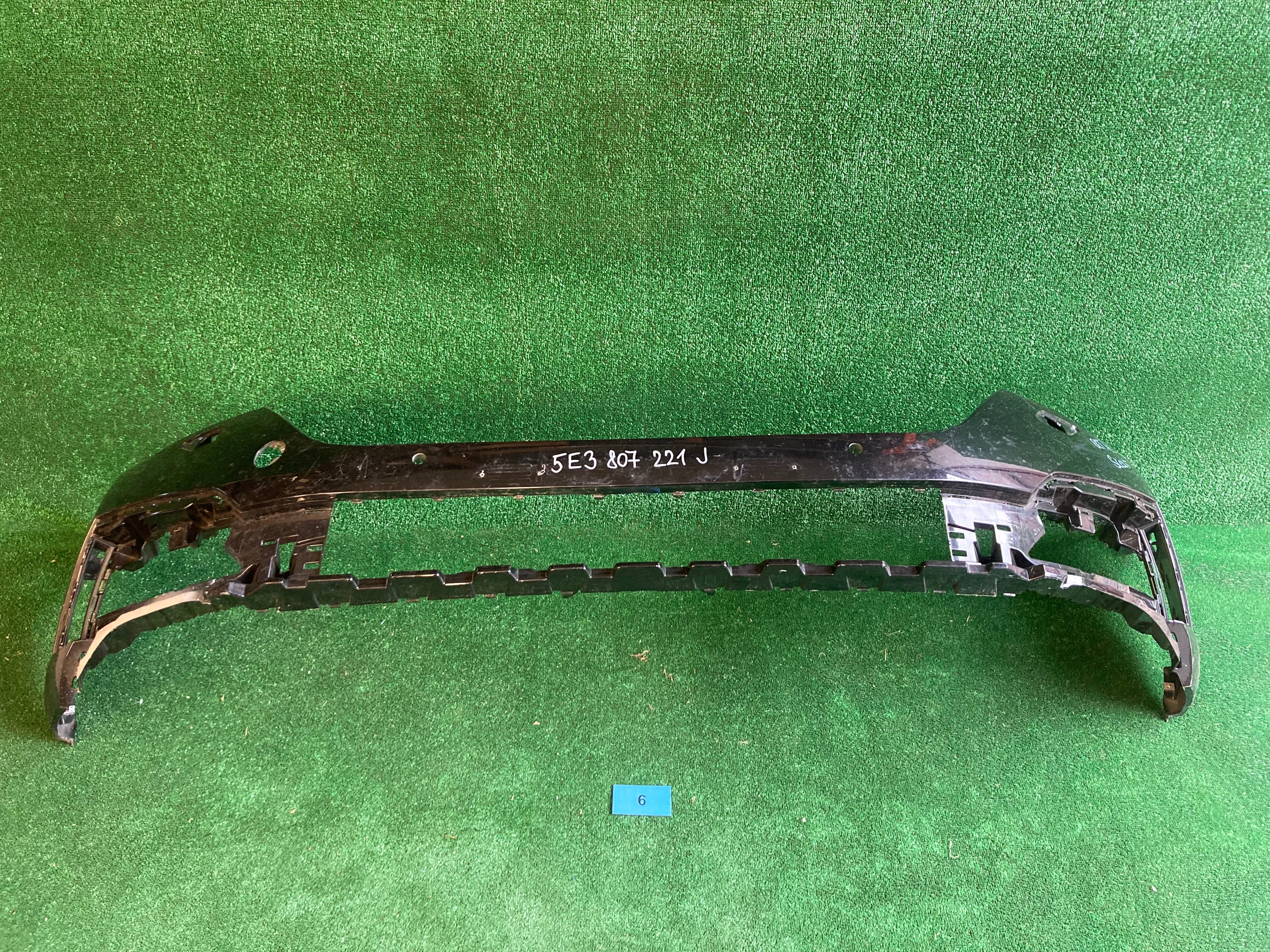 Škoda Octavia IV,4 přední nárazník scout