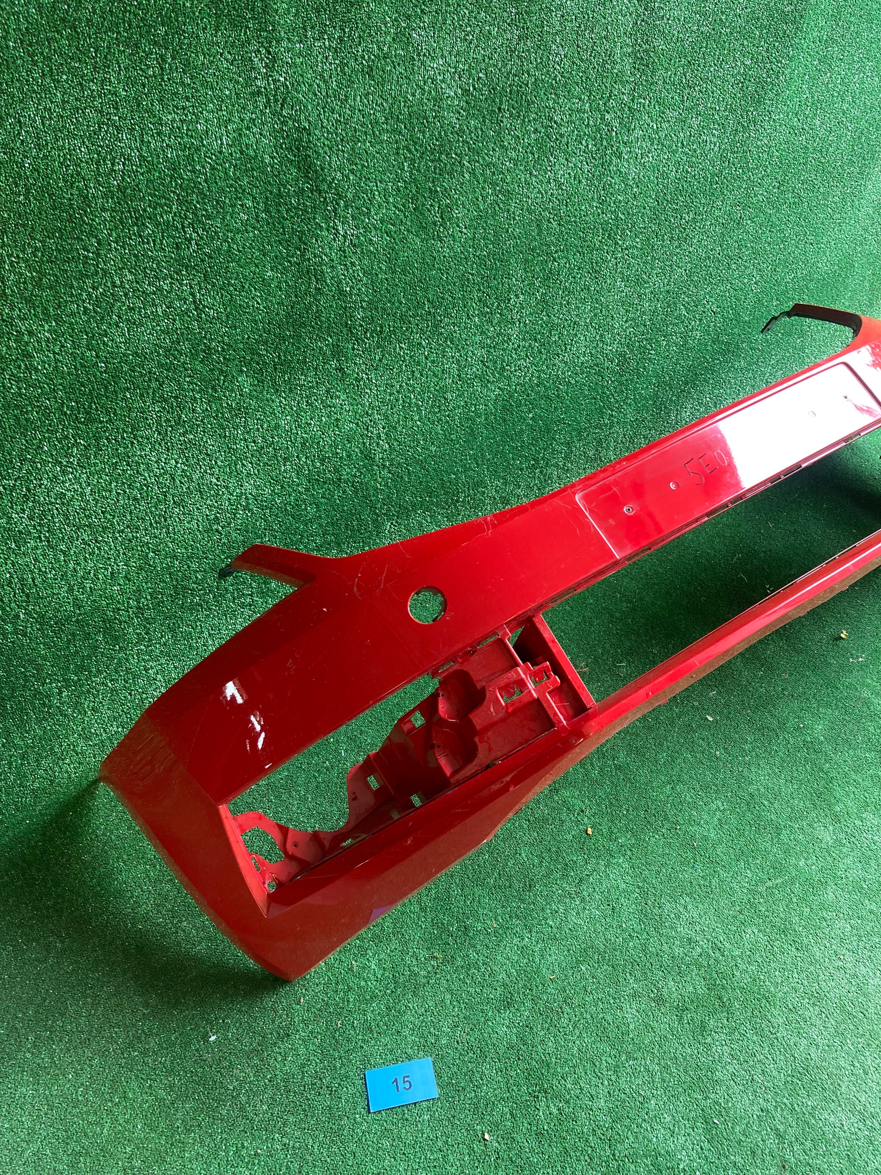 Přední nárazník Škoda Octavia III, 3 face 5e0807221n