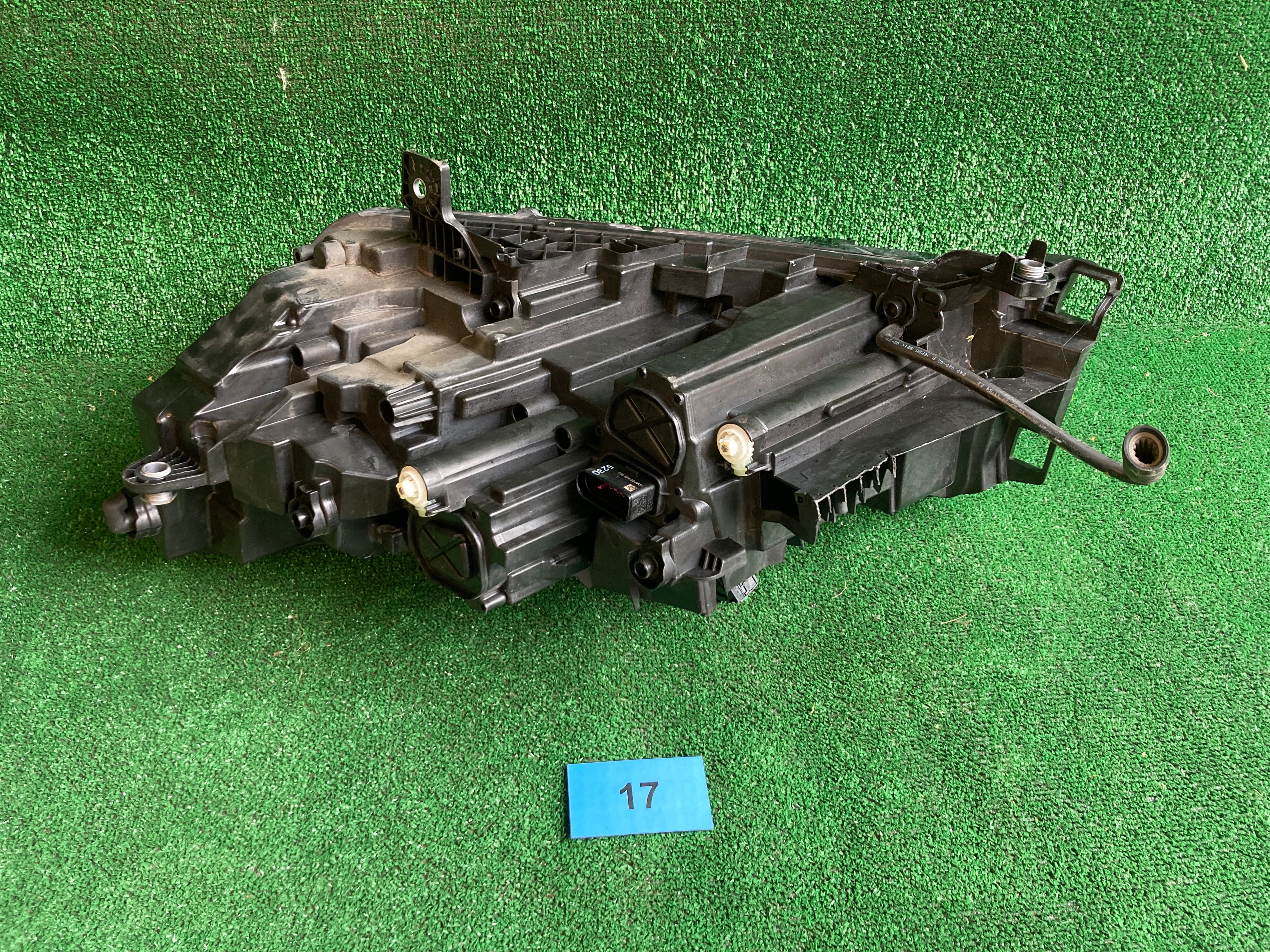 Pravé světlo Škoda Enyaq 5LB941016A