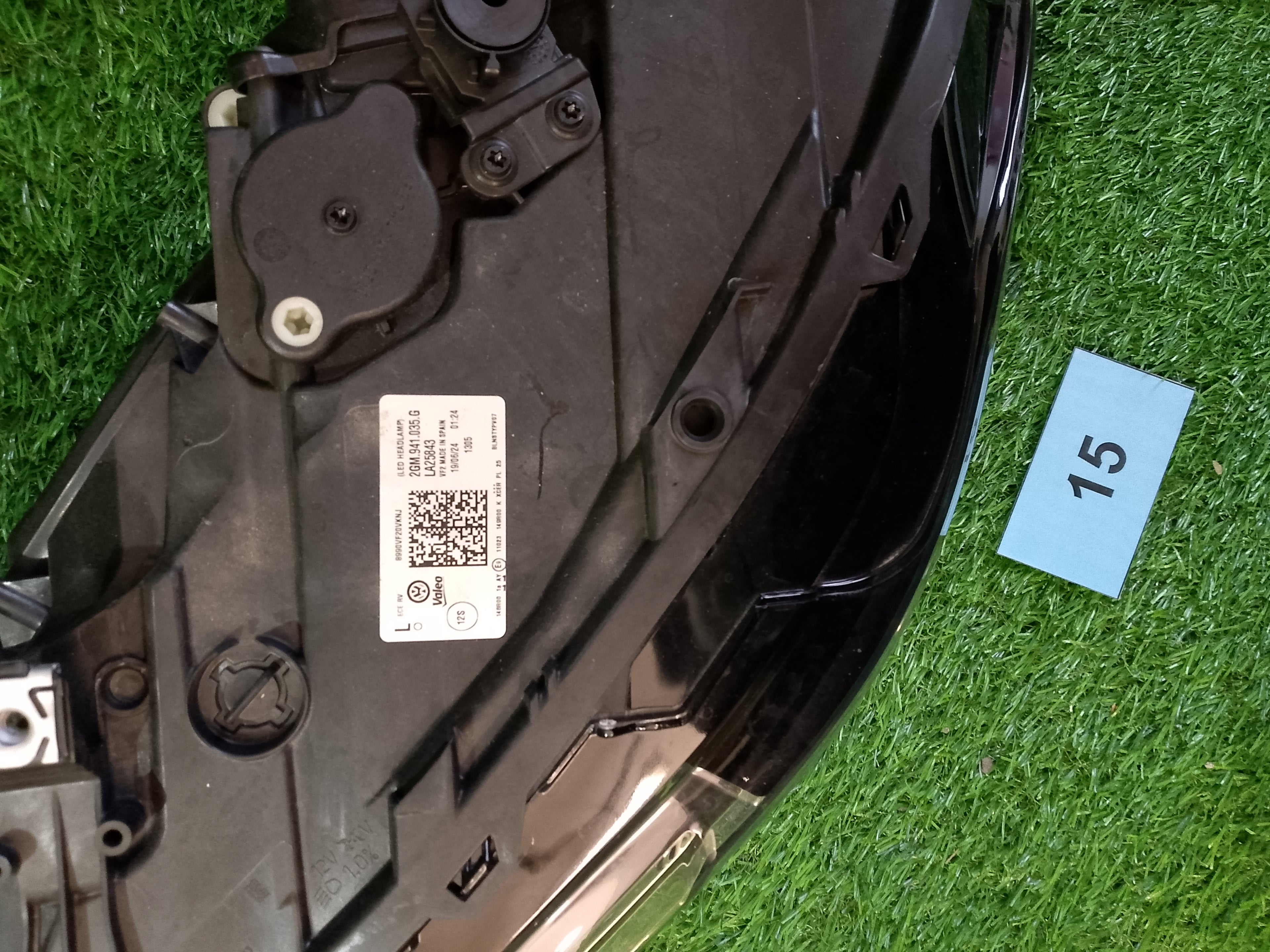 Levé přední světlo VW T-Cross 2GM941035G