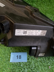 ŠKODA SUPERB III, 3 FACE levé světlo 3V1941015D