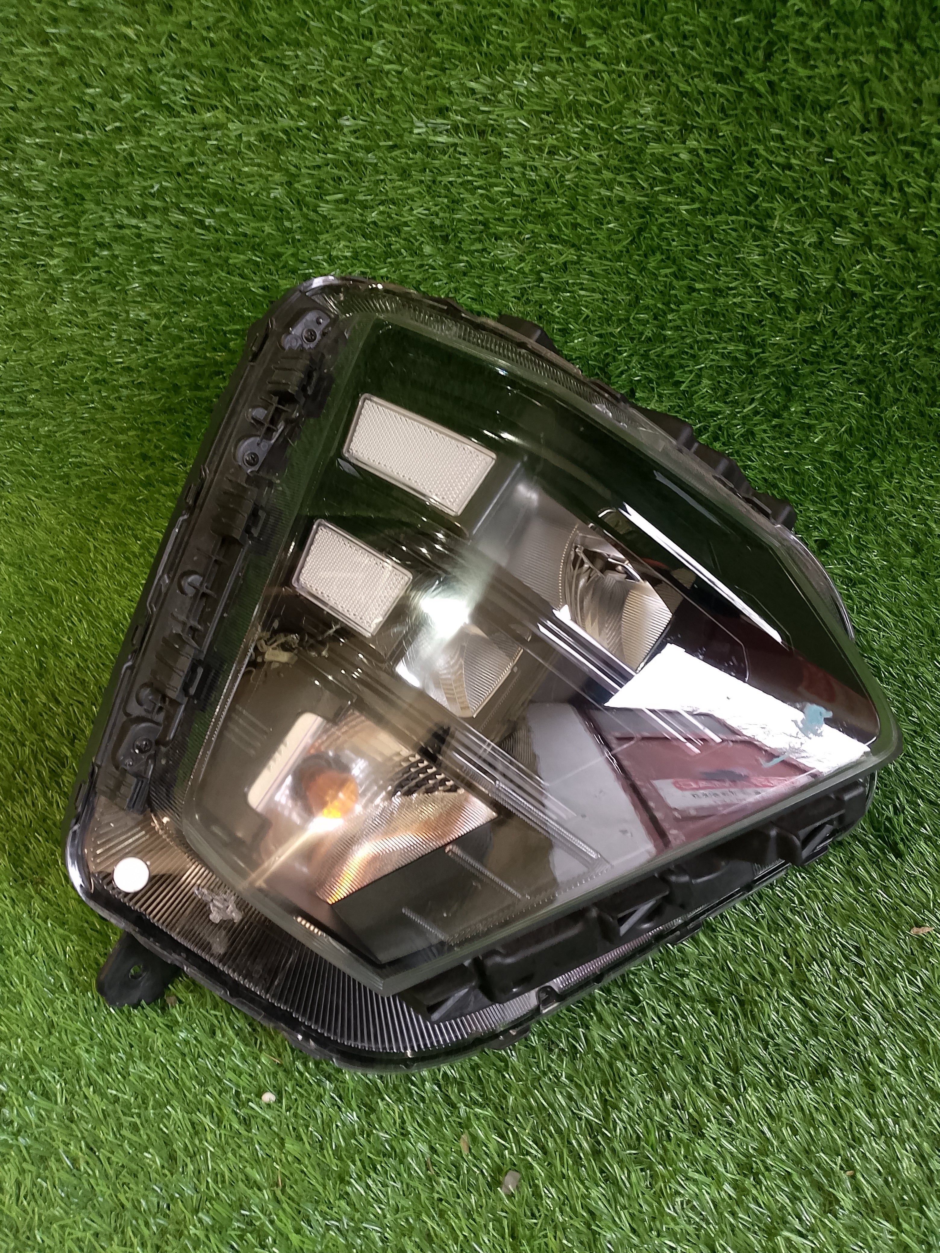 Hyundai Kona II 2023 - světlo pravé 92102BE050