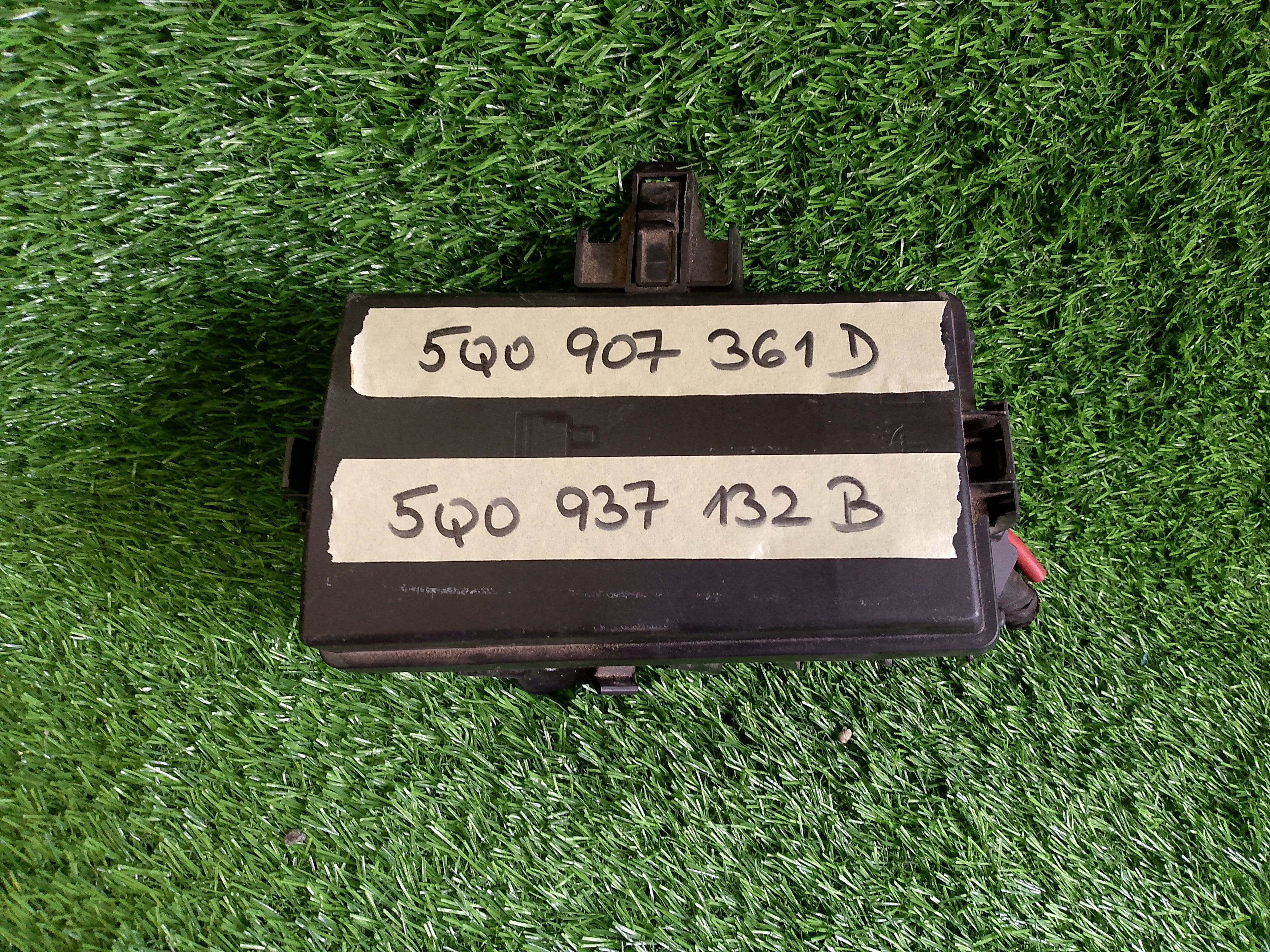 5q0907361d pojistková skříň VW, Škoda, Seat TDI, 5q0937132b