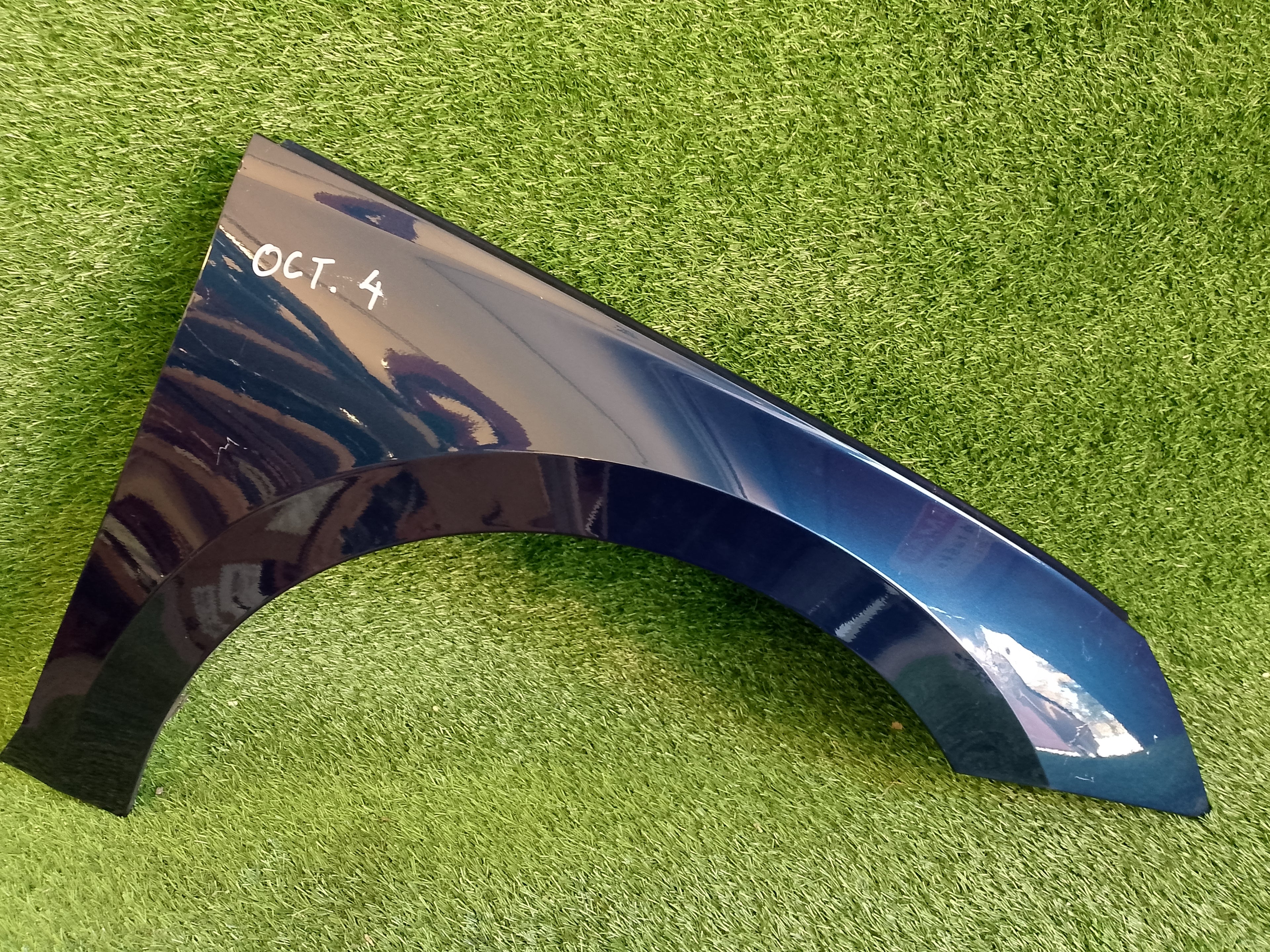 Škoda Octavia IV, 4 pravý blatník