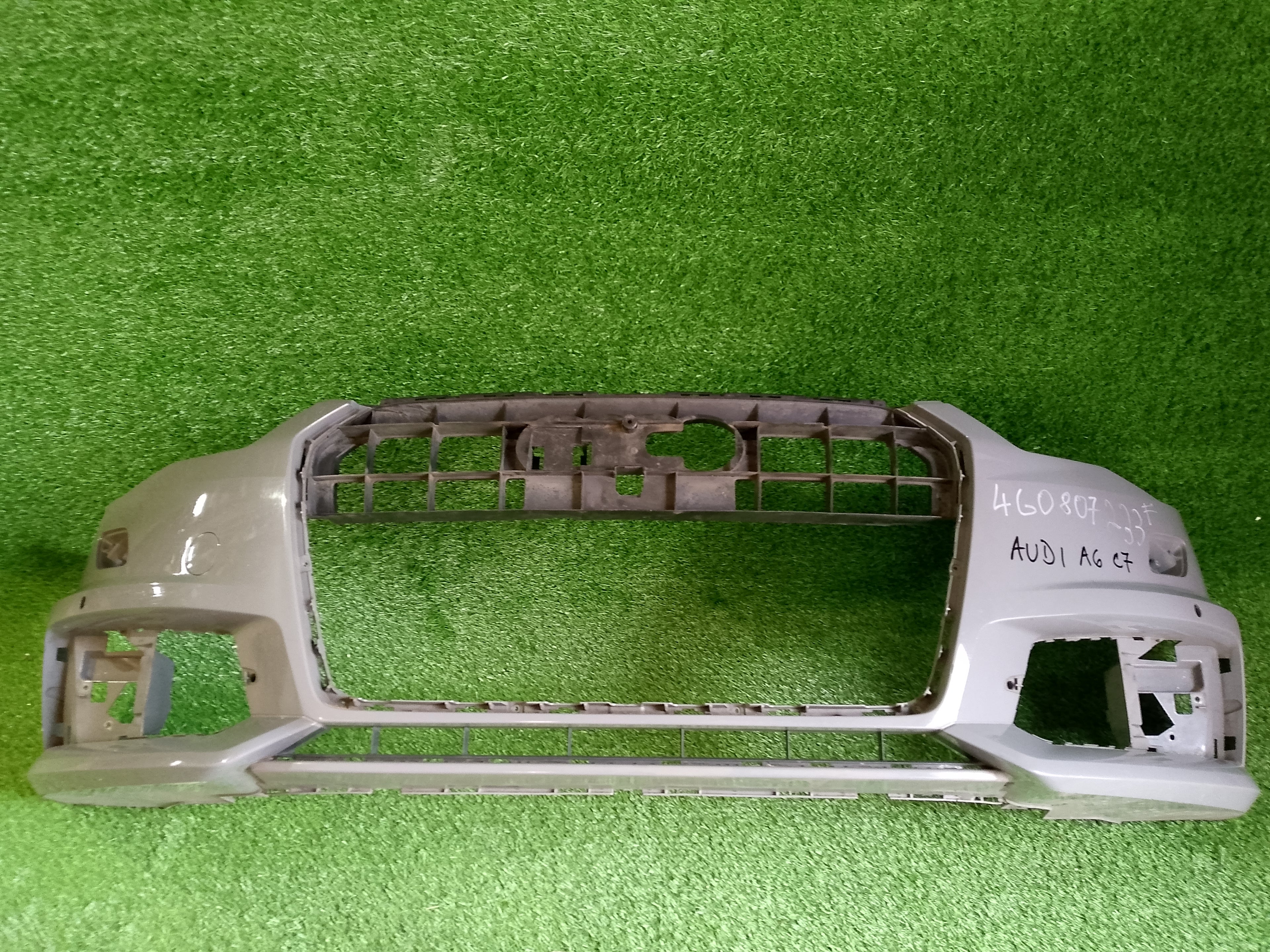 Přední nárazník Audi A6 C7 4G0807233F