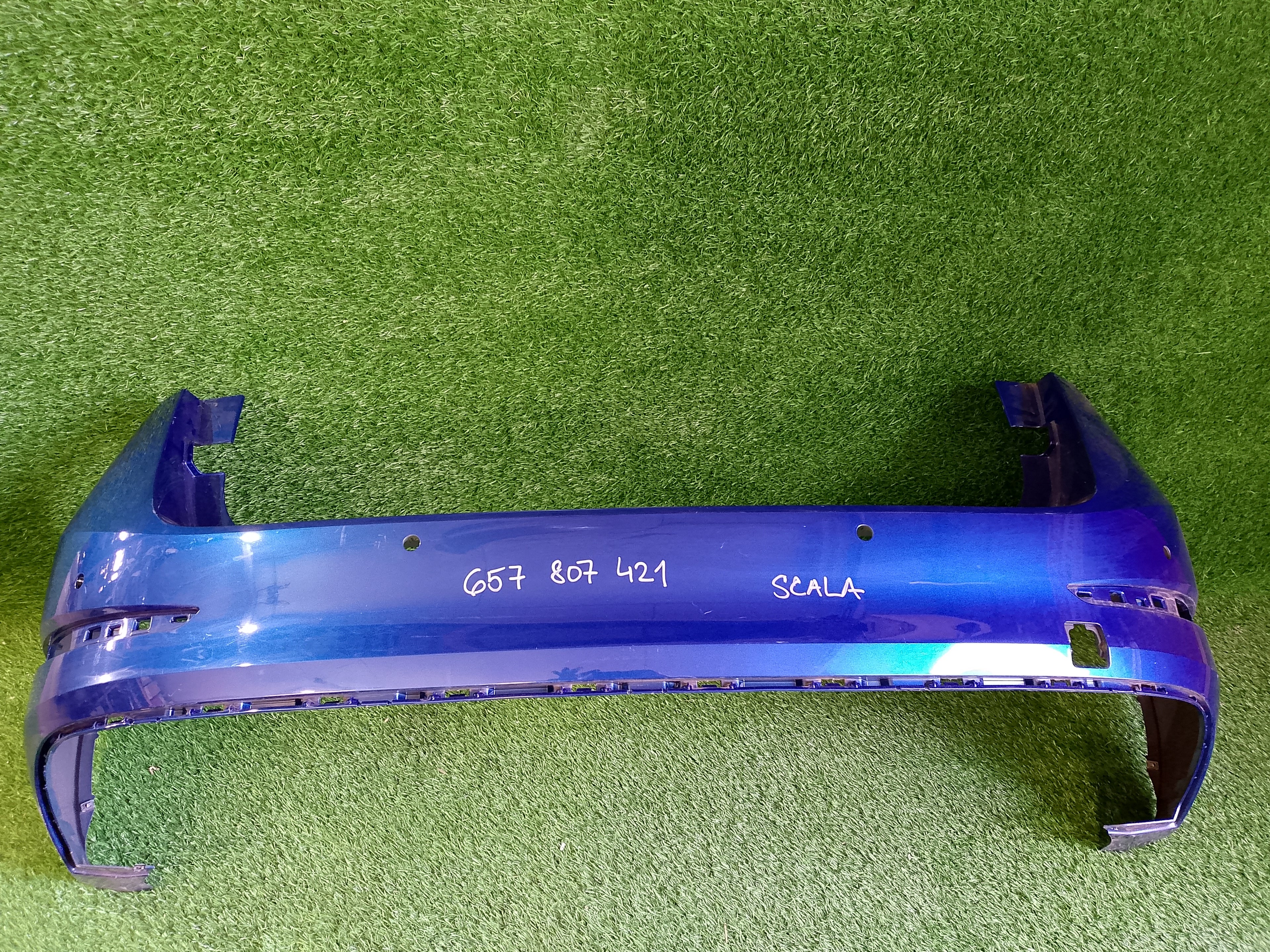 657807421 Zadní nárazník Škoda Scala modrý