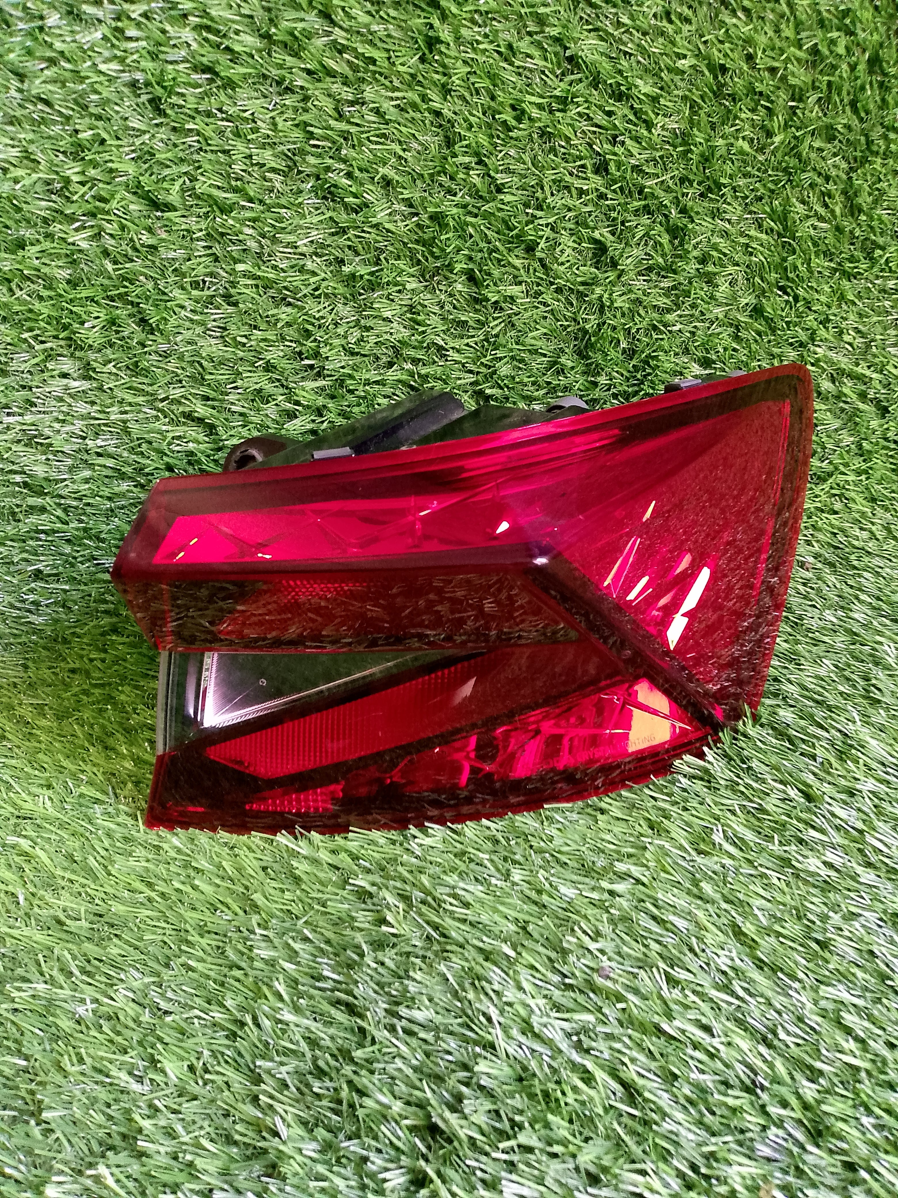 Škoda Fabia IV, 4 zadní světlo pravé 6VE945096