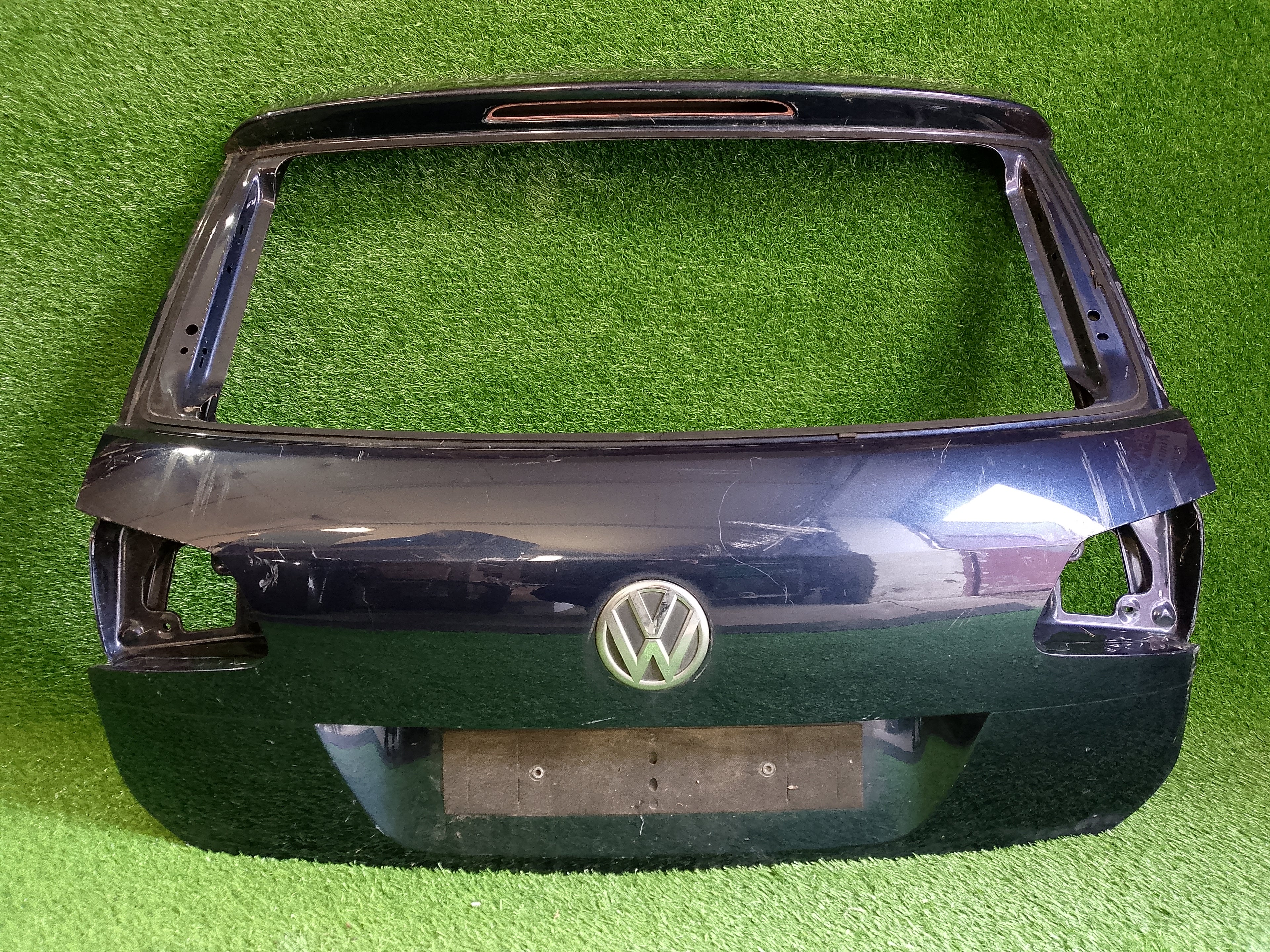 VW Touareg víko kufru, páté dveře, kufrové dveře 7p6827025