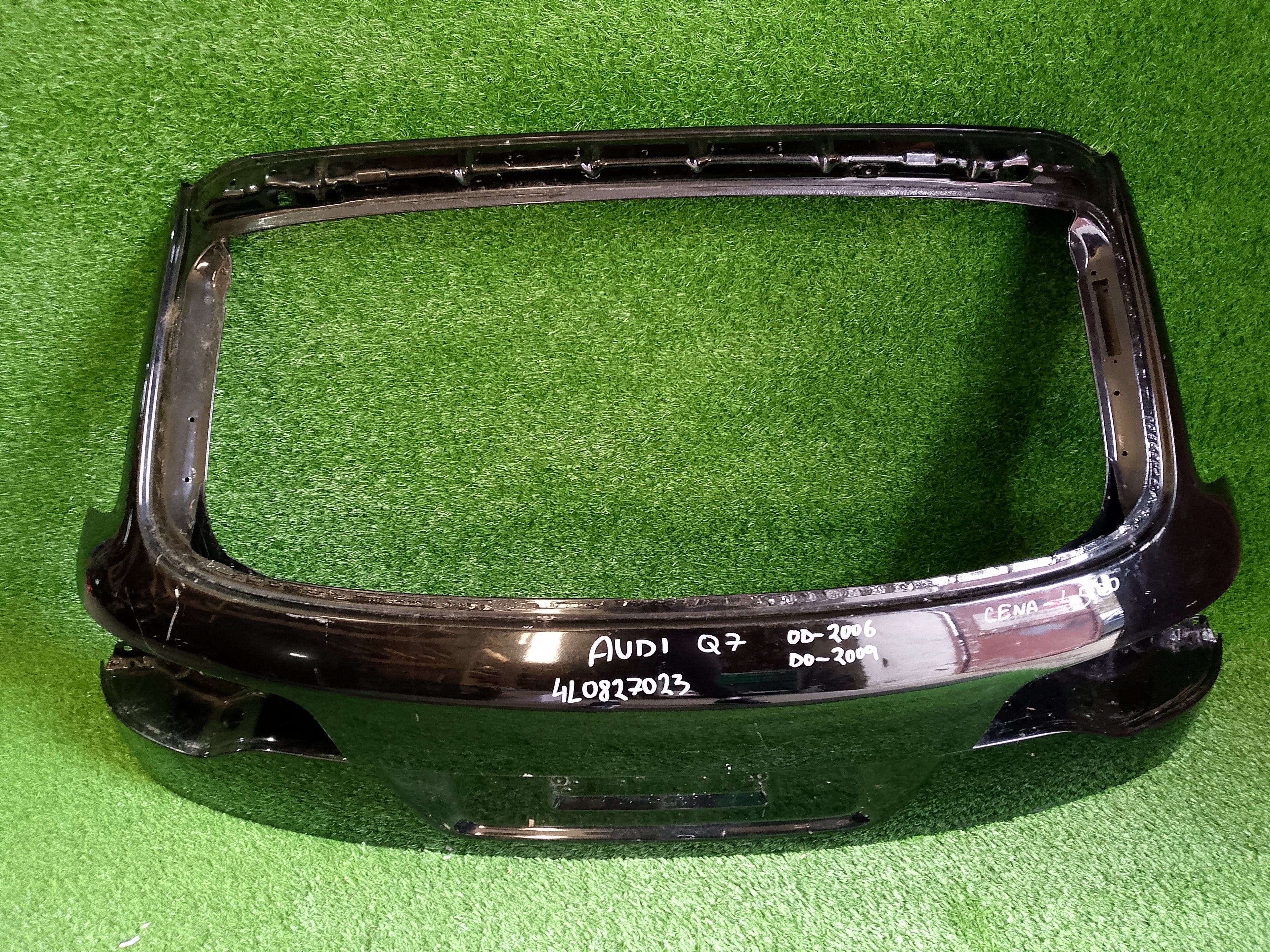 Audi Q7 víko kufru, páté dveře, kufrové dveře 2006-2009 4l0827023