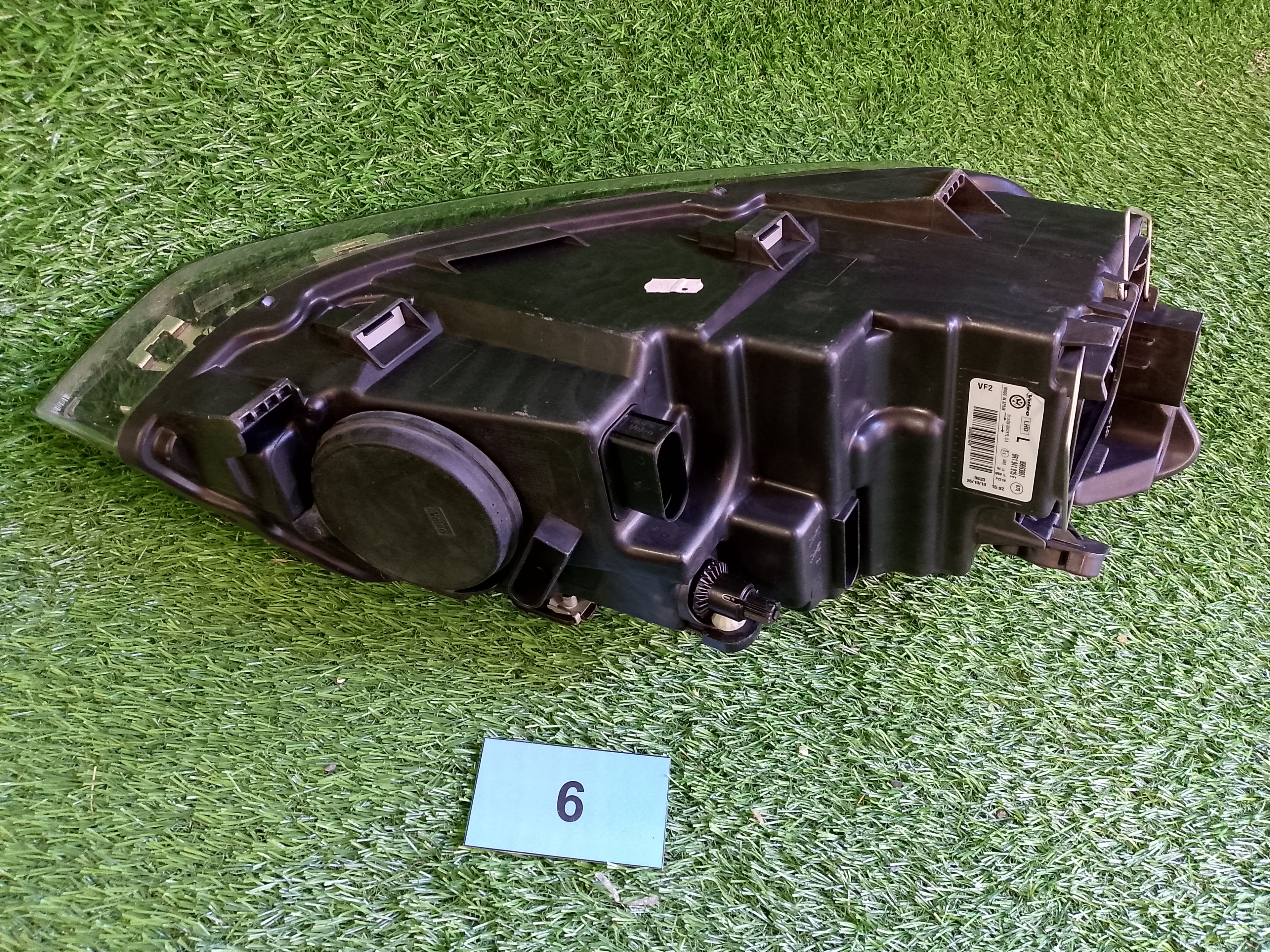 Levé přední světlo VW Polo 6R1941015E