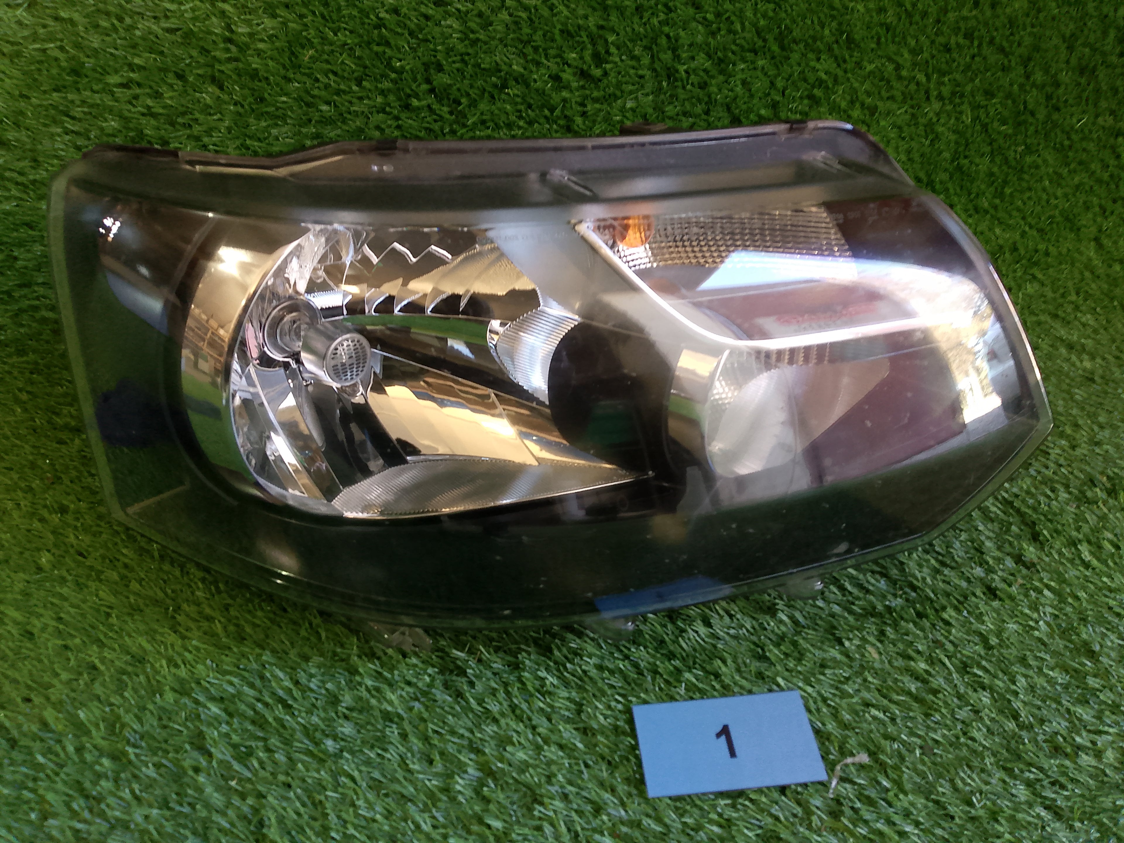 VW Transporter T5 pravé přední světlo, 7E1941016T