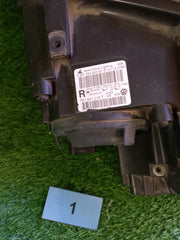 VW Transporter T5 pravé přední světlo, 7E1941016T