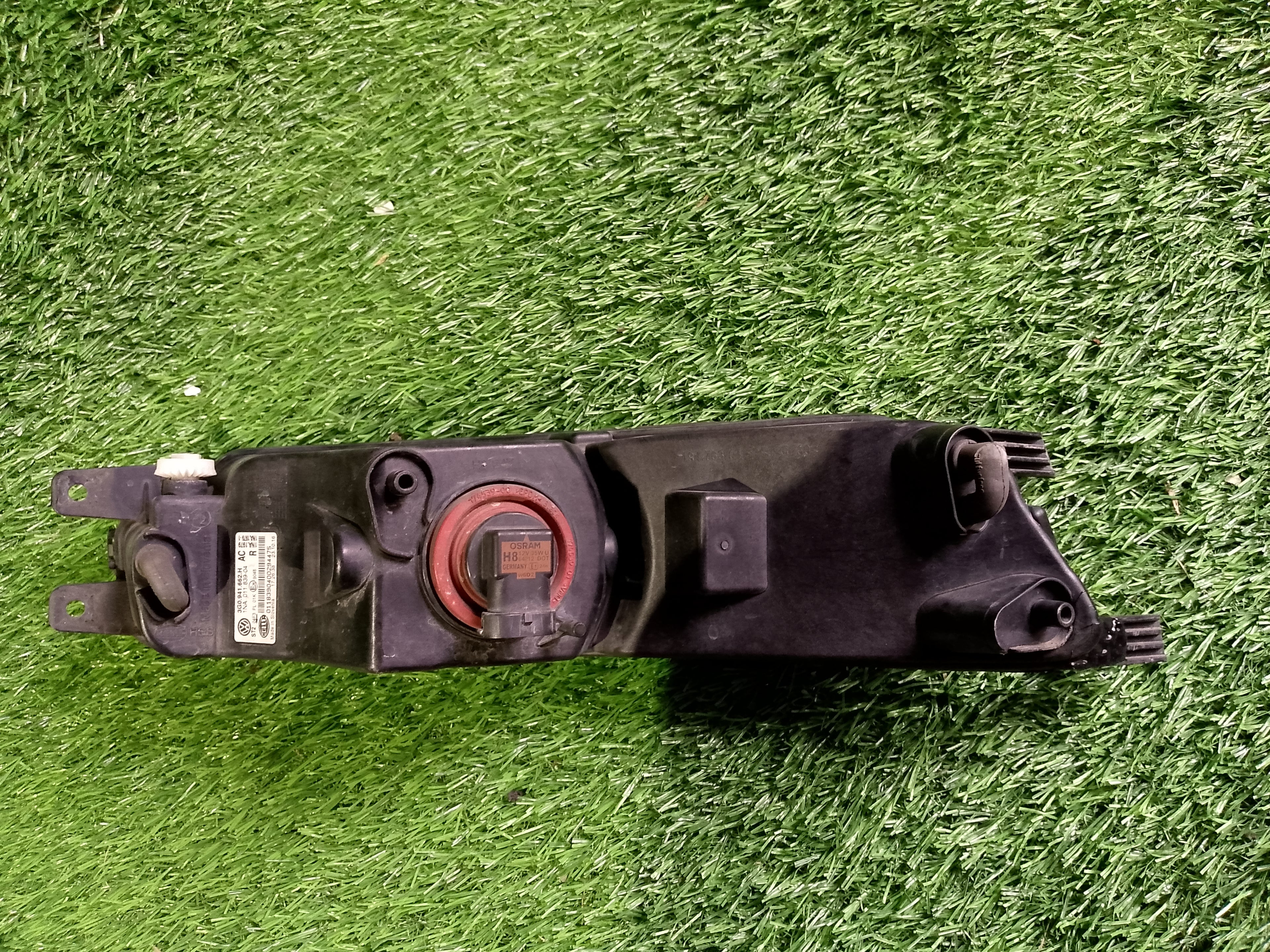 VW Passat B8 mlhovka 3G0941662H