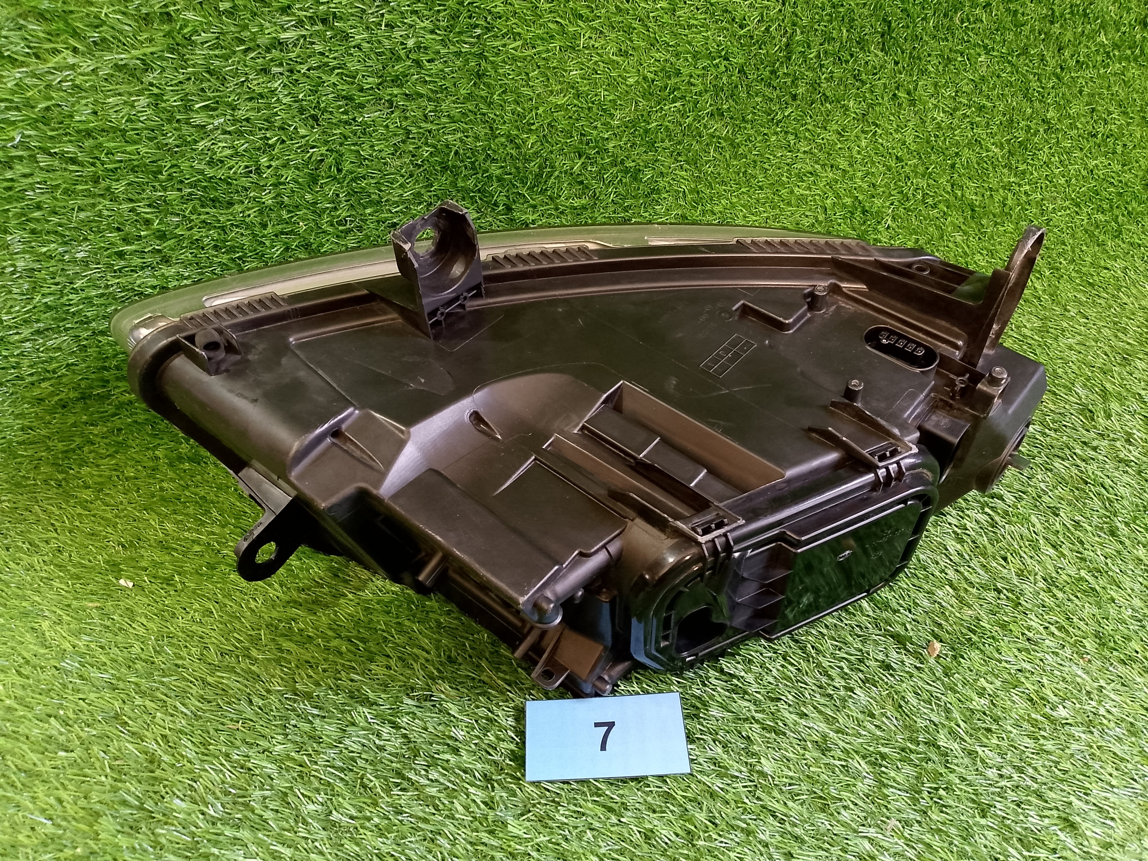 Audi A6 přední levé světlo 4f0941029