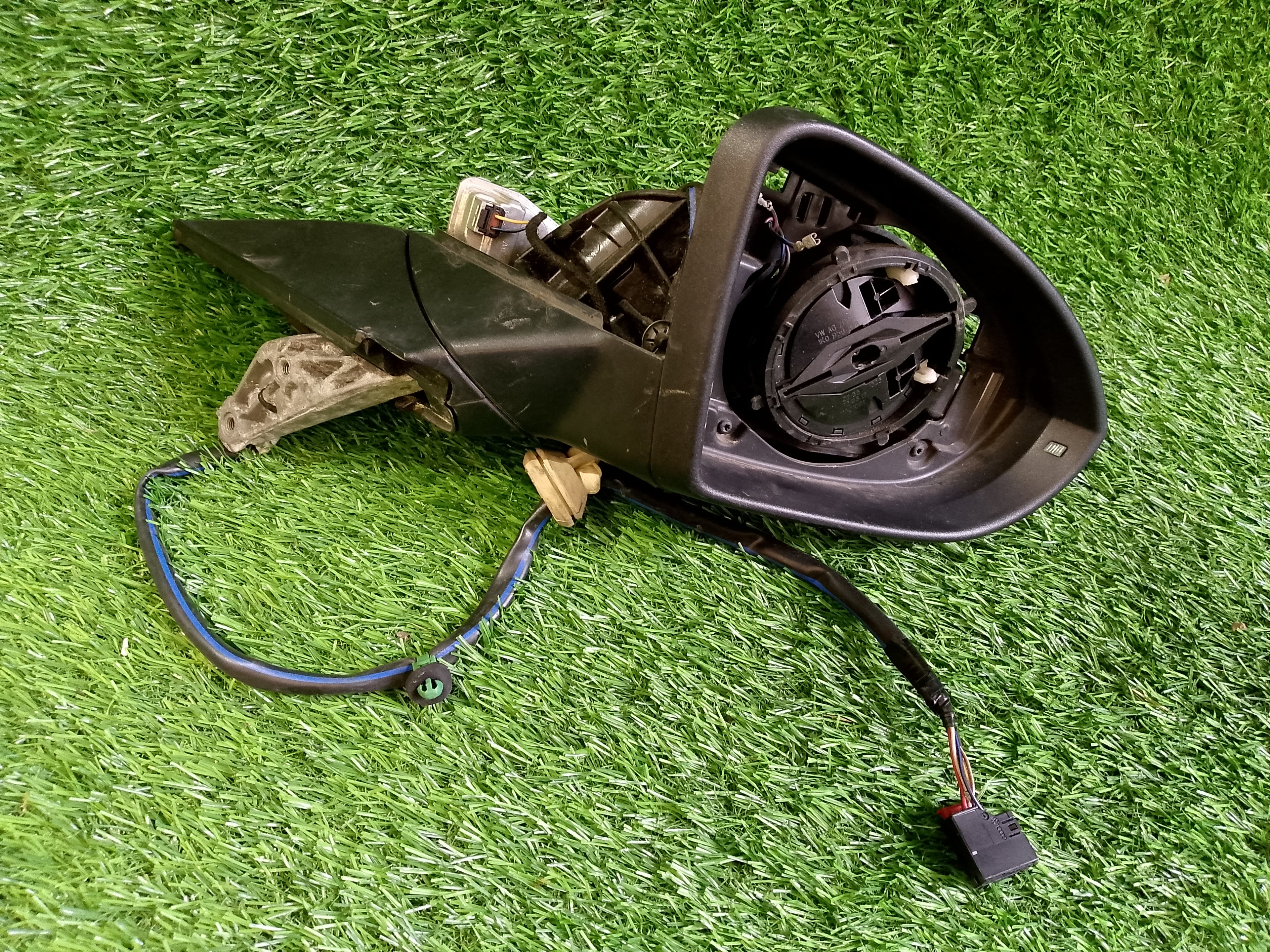 Zrcátko VW GOLF 7 5g1857502j