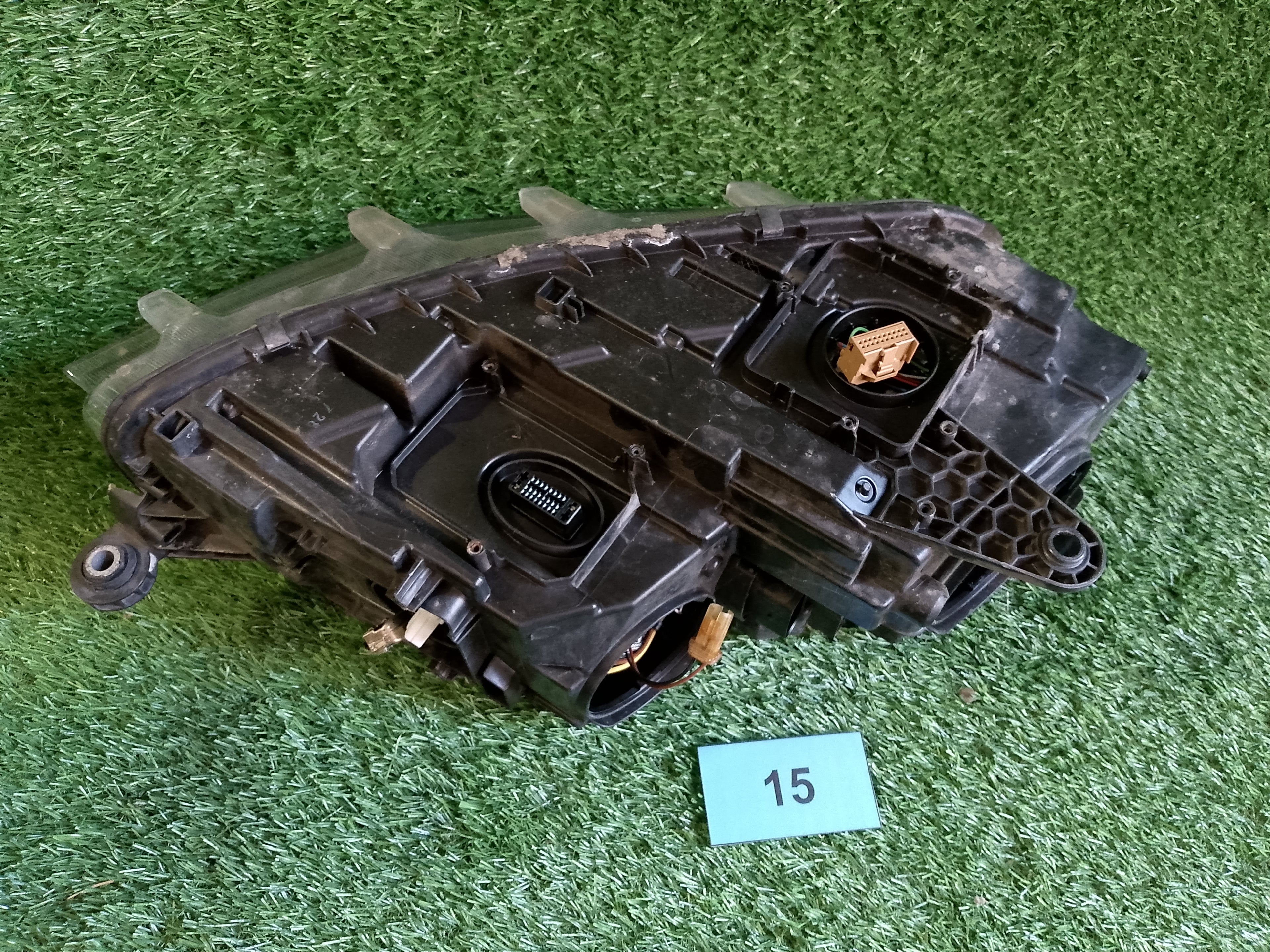 Levé přední světlo xenon Škoda Octavia III, 3  5E1941017B