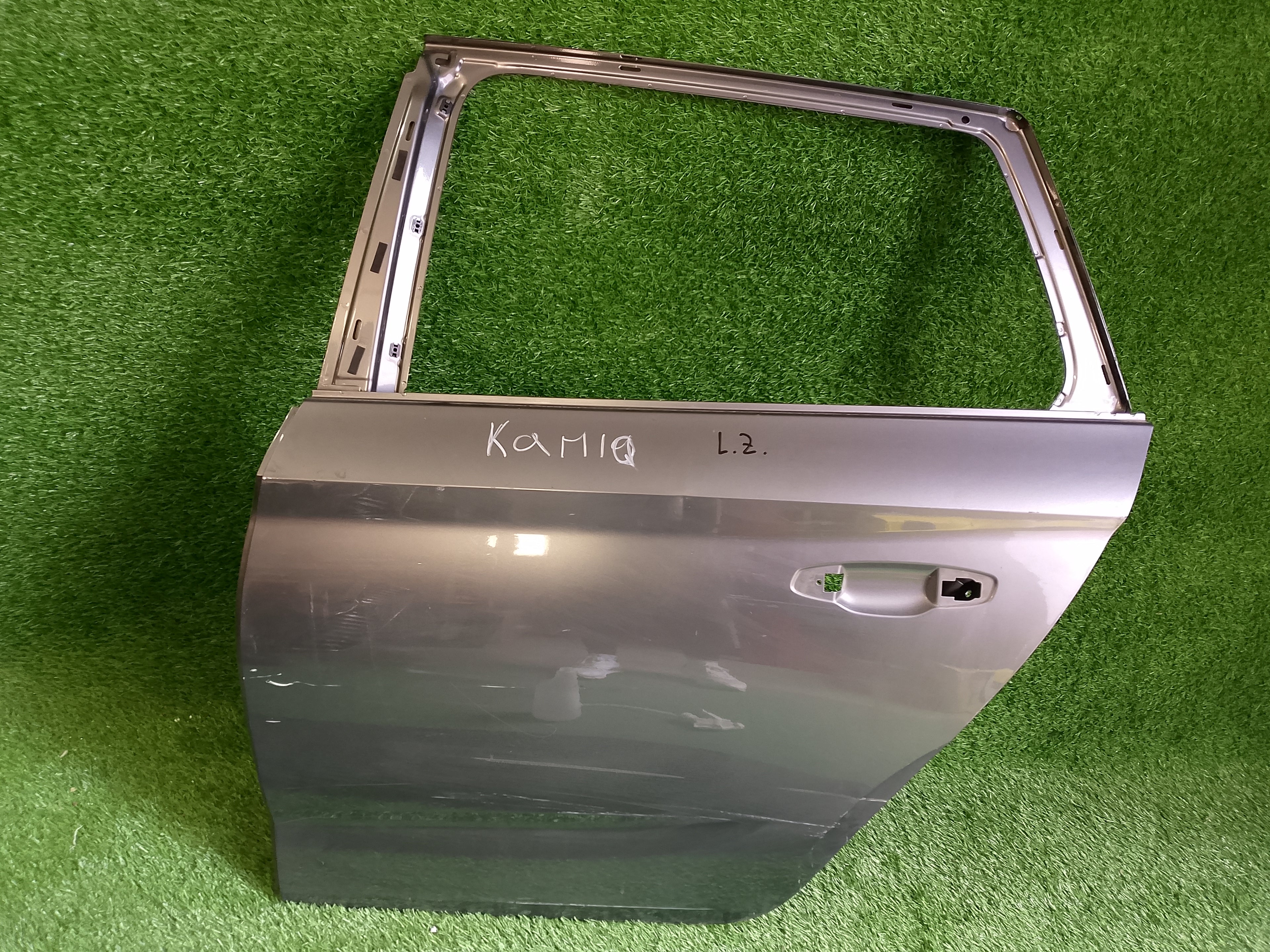 Škoda Kamiq levé zadní dveře