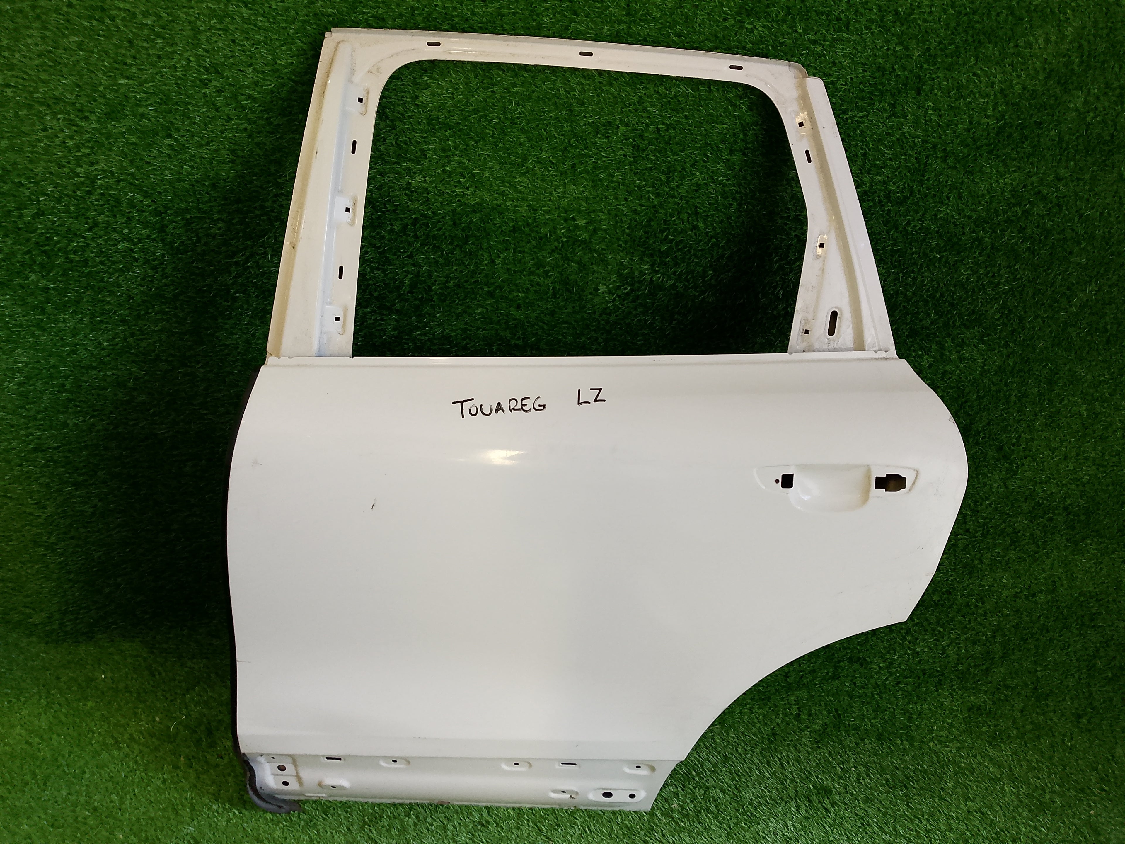 levé zadní dveře VW Touareg