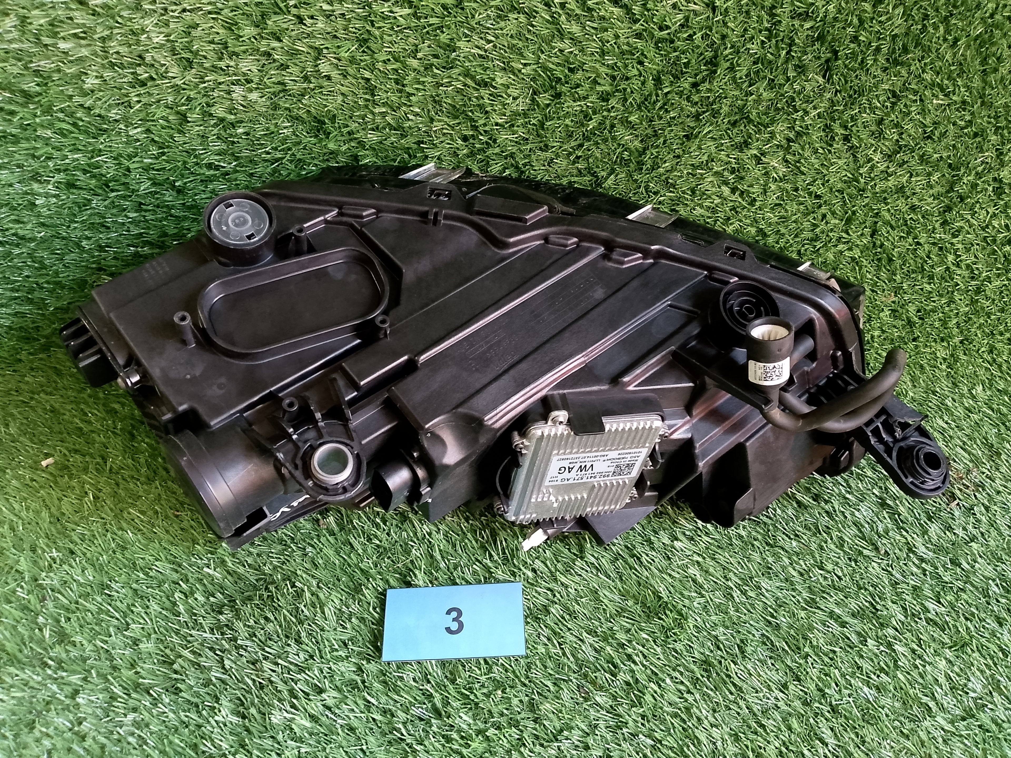 Škoda Fabia IV, 4 pravé světlo přední 6VB941016