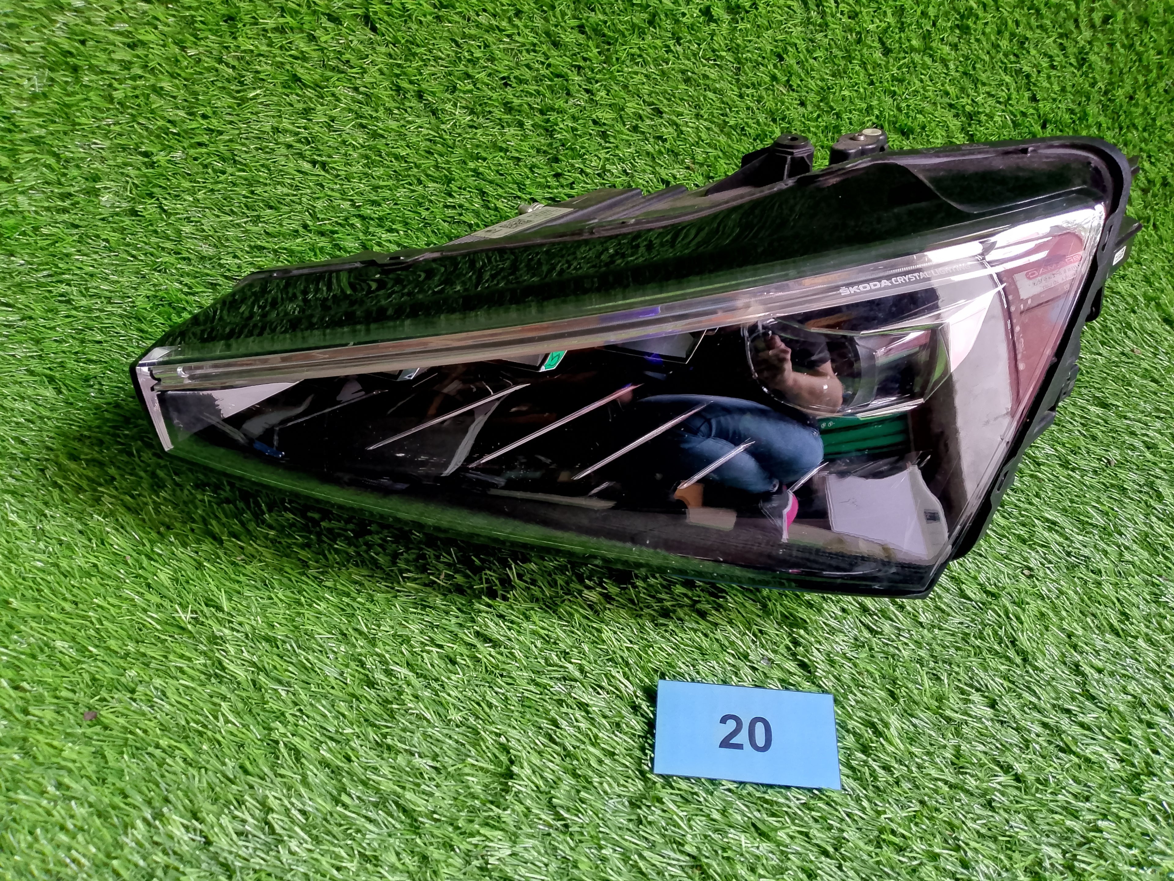 Škoda Scala světlo levé full led 657941015A