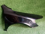 Škoda Octavia II, 2 face pravý blatník černý