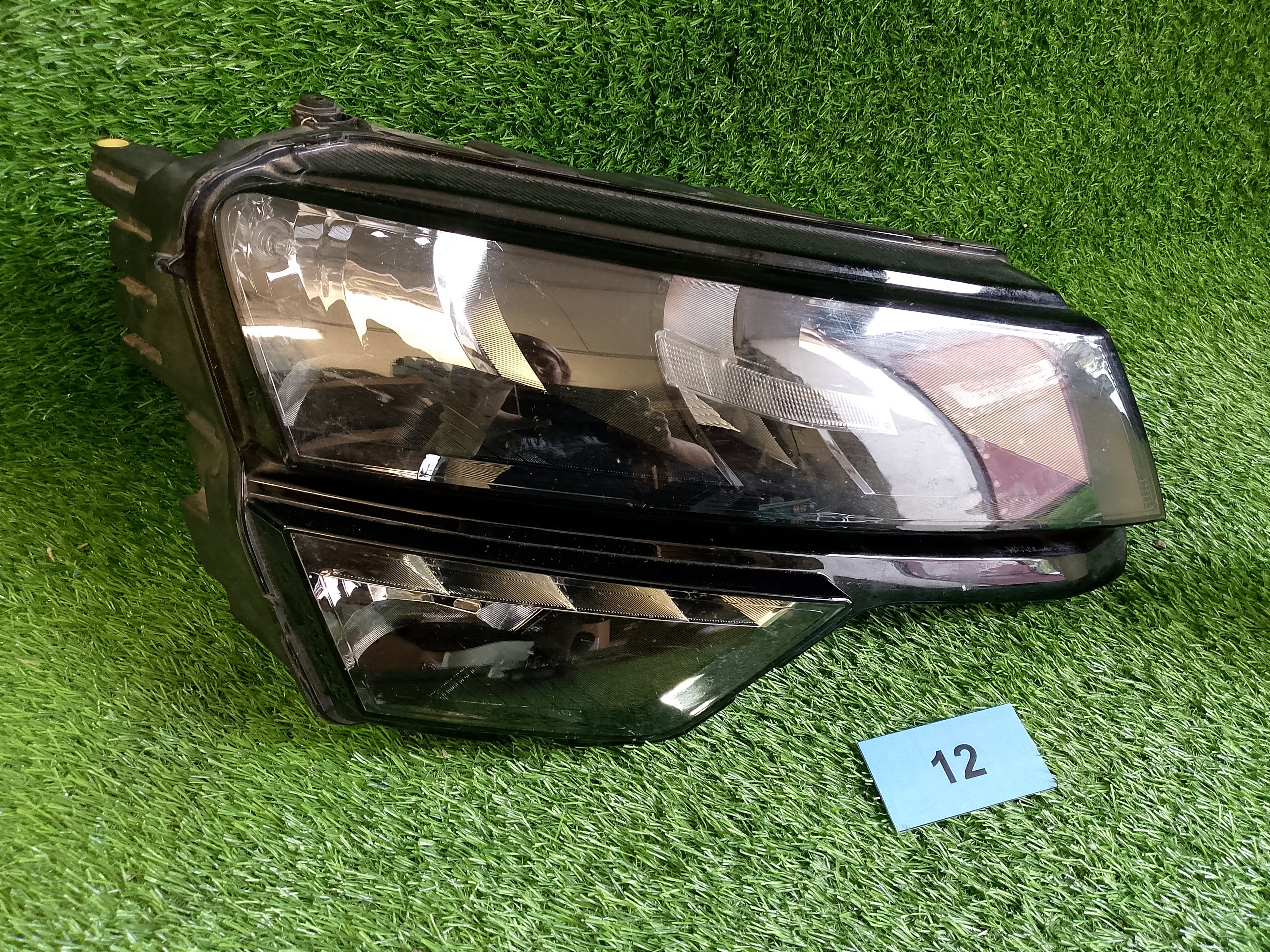 Pravé přední světlo ŠKODA Karoq 57B941016A