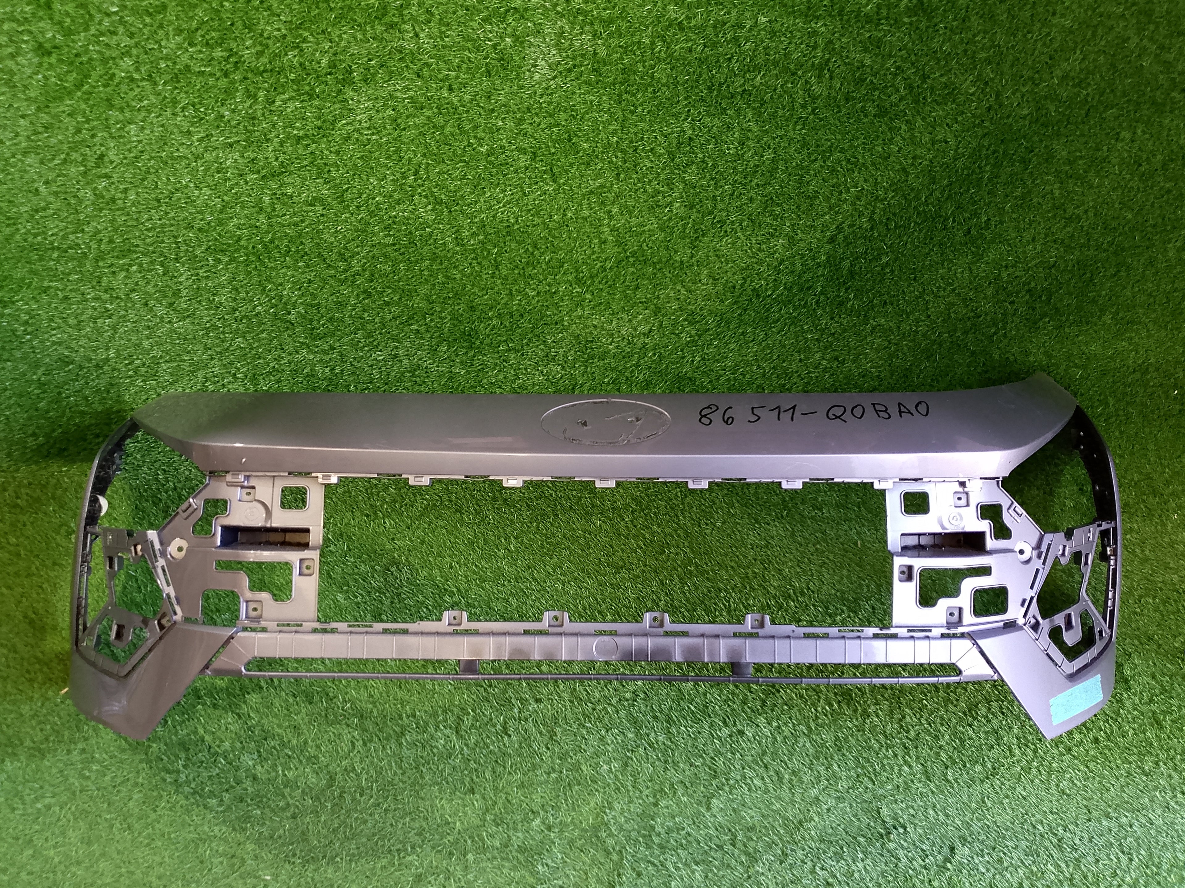 Přední nárazník Hyundai  86511-Q0BA0