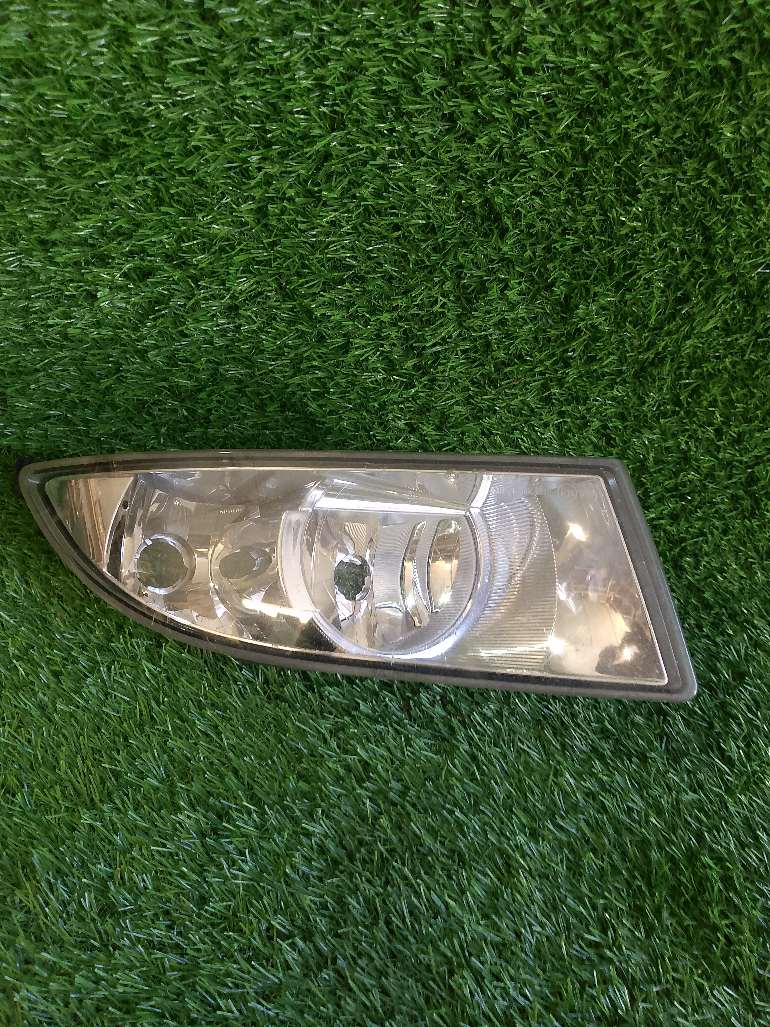 Škoda Fabia II, 2 Mlhovka přední pravá 5J0941702B