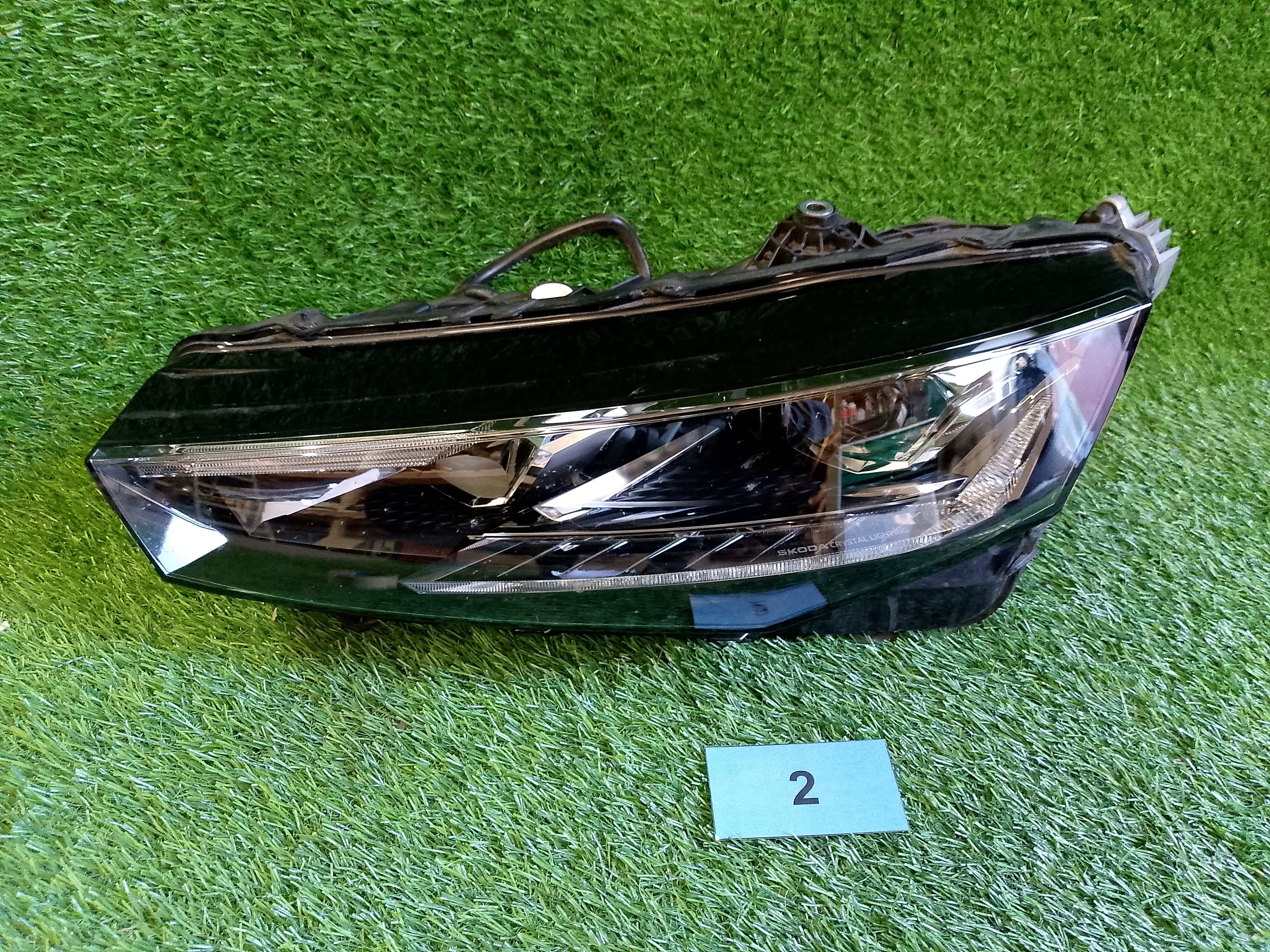 Levé světlo Škoda Scala Face 655941015A