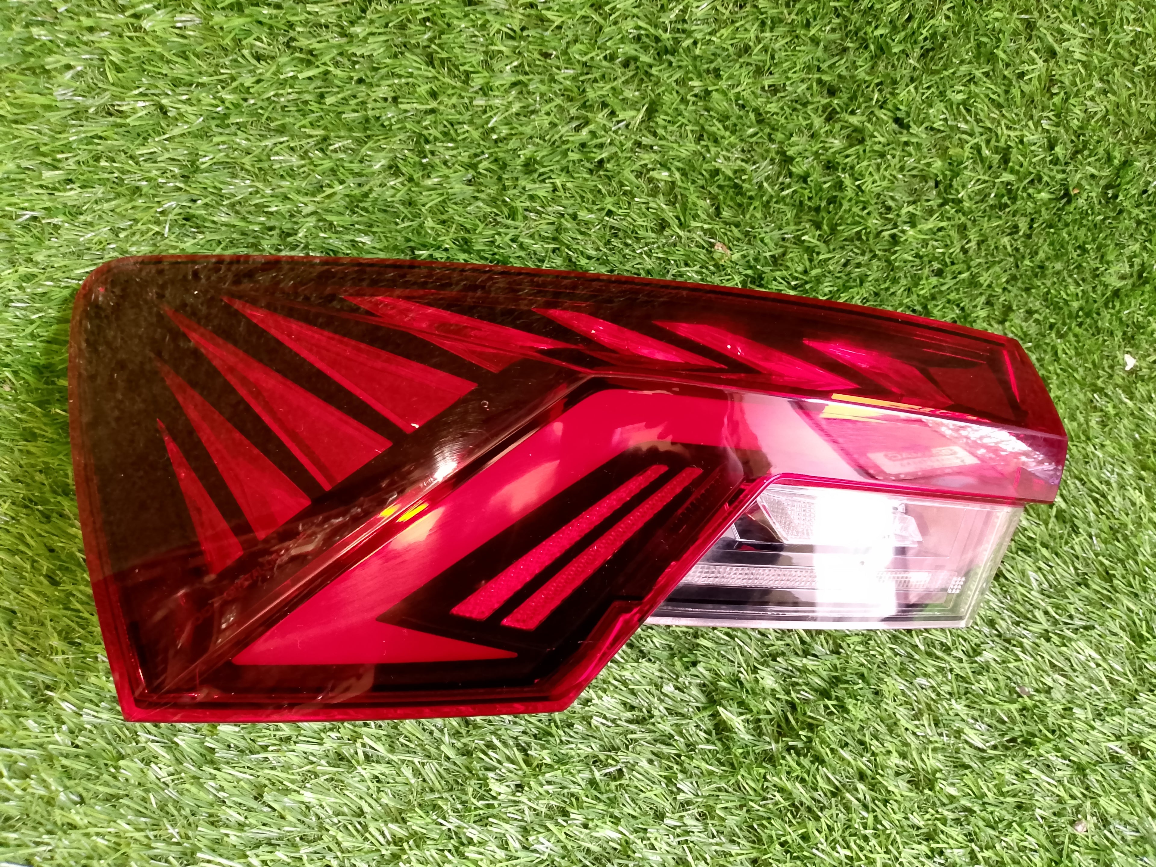 Škoda Octavia IV, 4 zadní světlo levé 5E3945207A