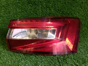ŠKODA SUPERB III, 3 COMBI prava zadní LAMPA , 3V9945208a