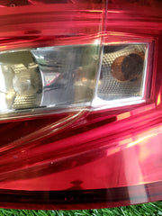 ŠKODA SUPERB III, 3 COMBI prava zadní LAMPA , 3V9945208a