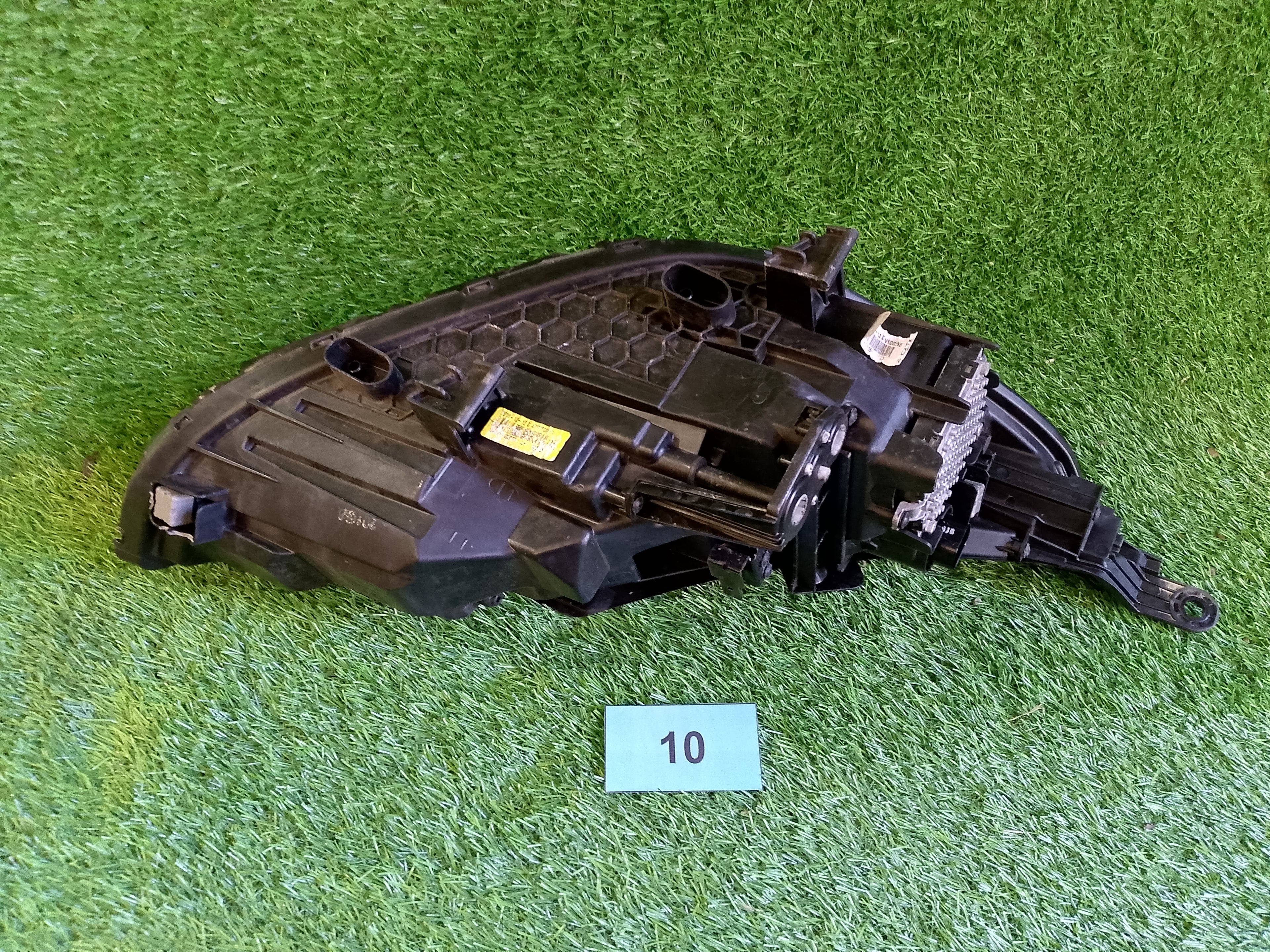 Levé přední světlo Hyundai i30 92101g4100